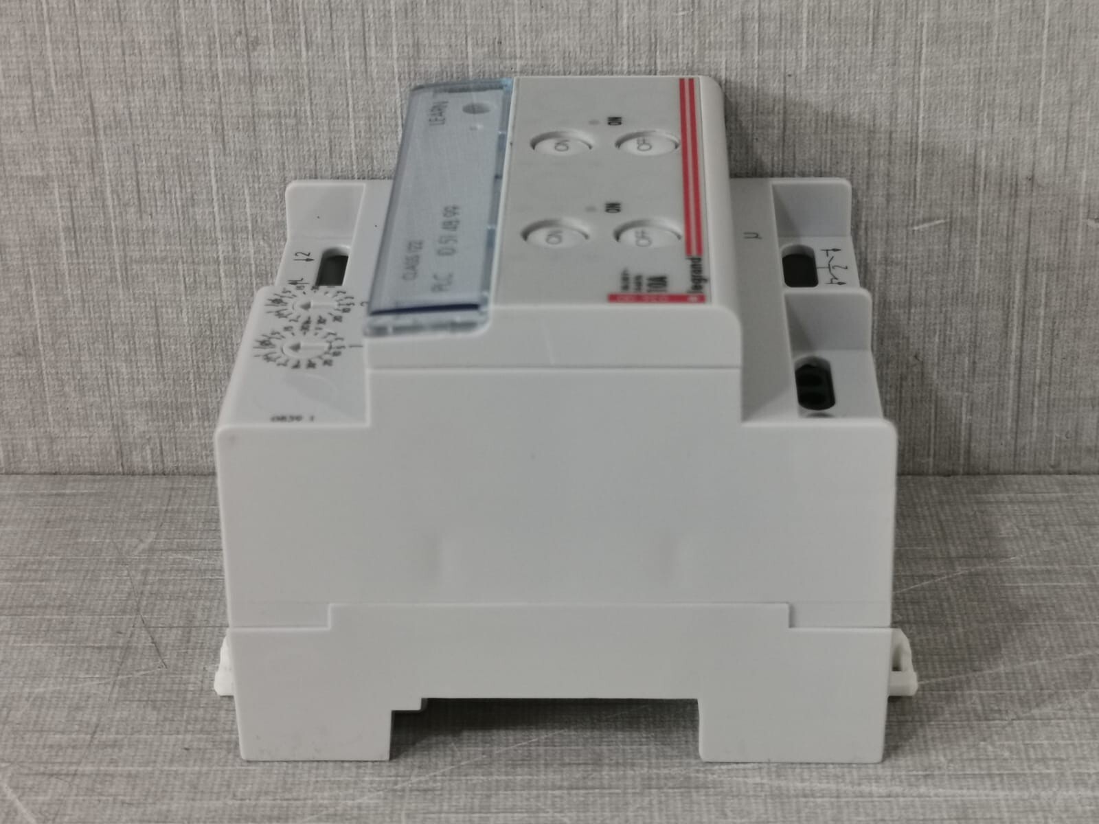 Legrand 036 00 LEGRAND 036 00 INTER MULTIFUNCTION MODULAR 100-240V 10A 9