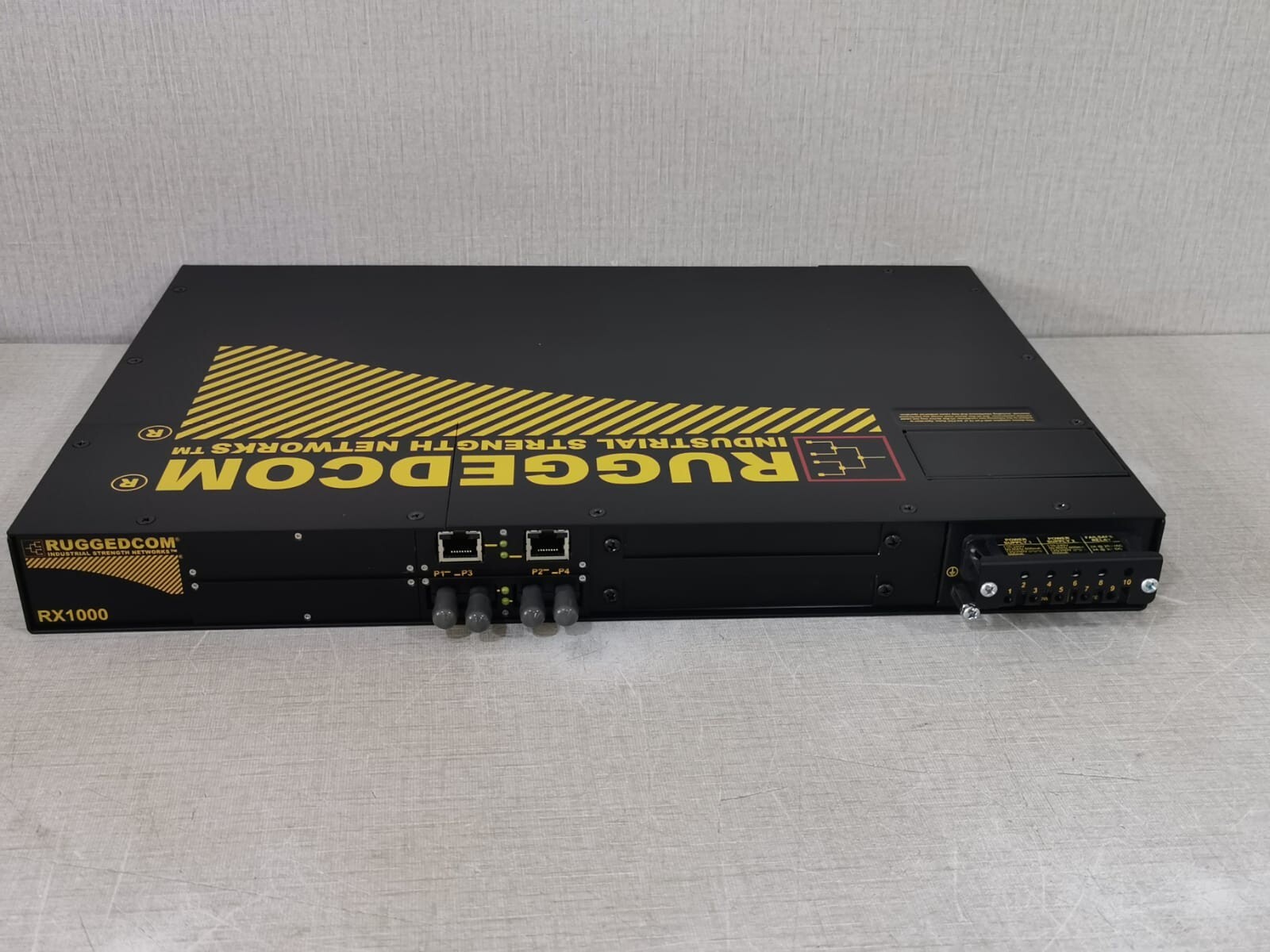 Siemens RX1000 RuggedCom RX1000-R-RM-HI-HI-XX-XX-TX01-FX01-XXX-XXX-XX 8
