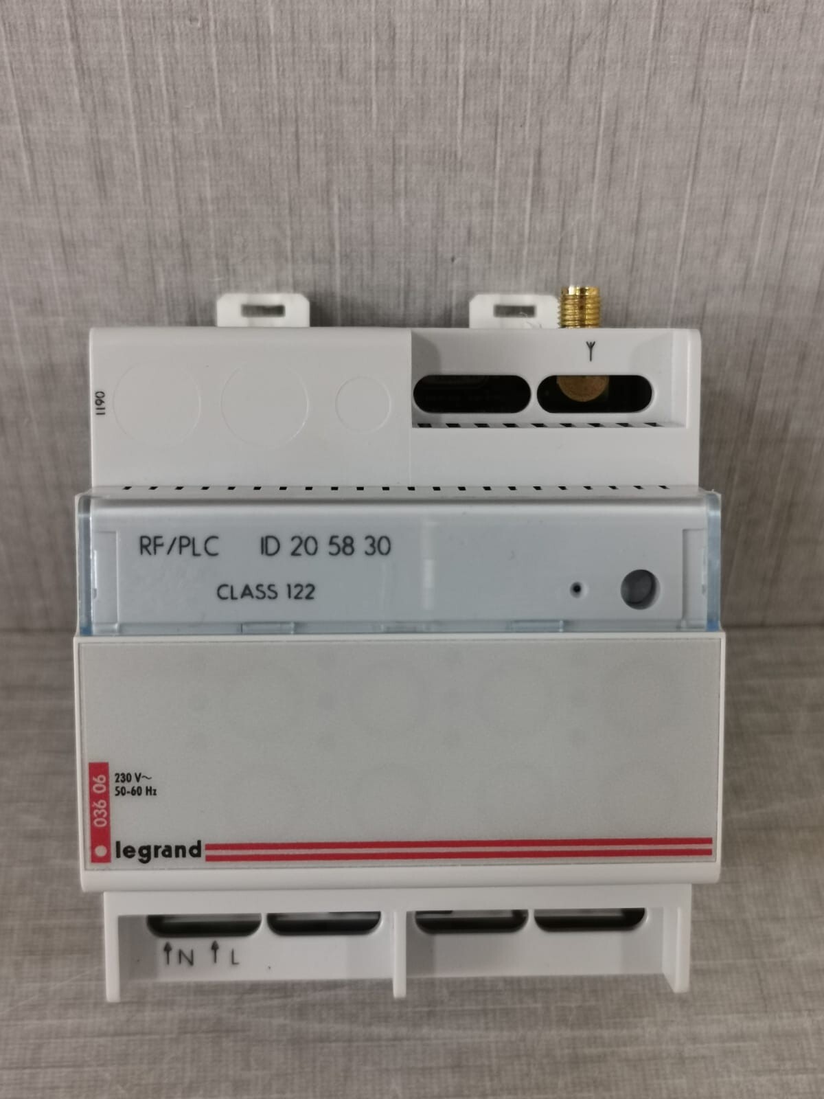 Legrand 036 06 LEGRAND 036 06 LEXIC SCALABLE RADIO INTERFACE 230V 50-60Hz 2