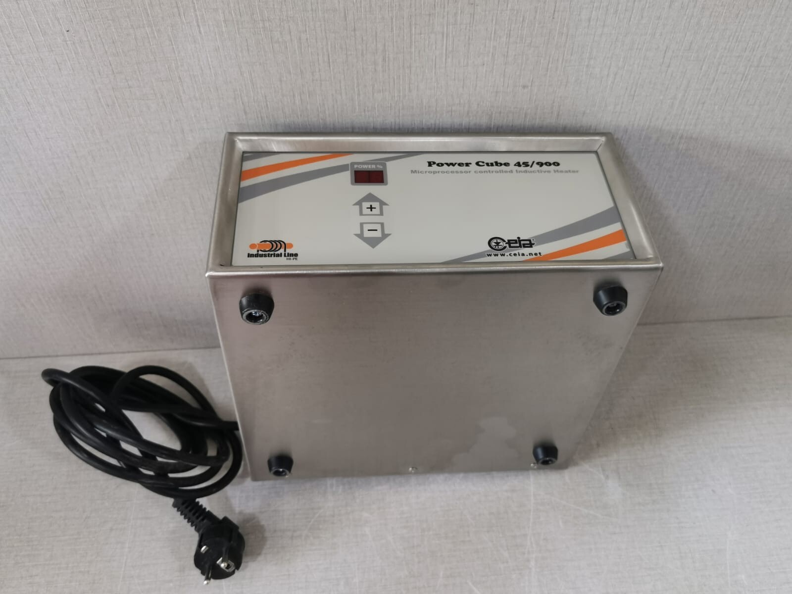 CEIA CUBE-45 CEIA POWER CUBE 45/900 MICROPROCESSOR CONTROLLED INDUCTIVE HEATER PW3-45/900 5