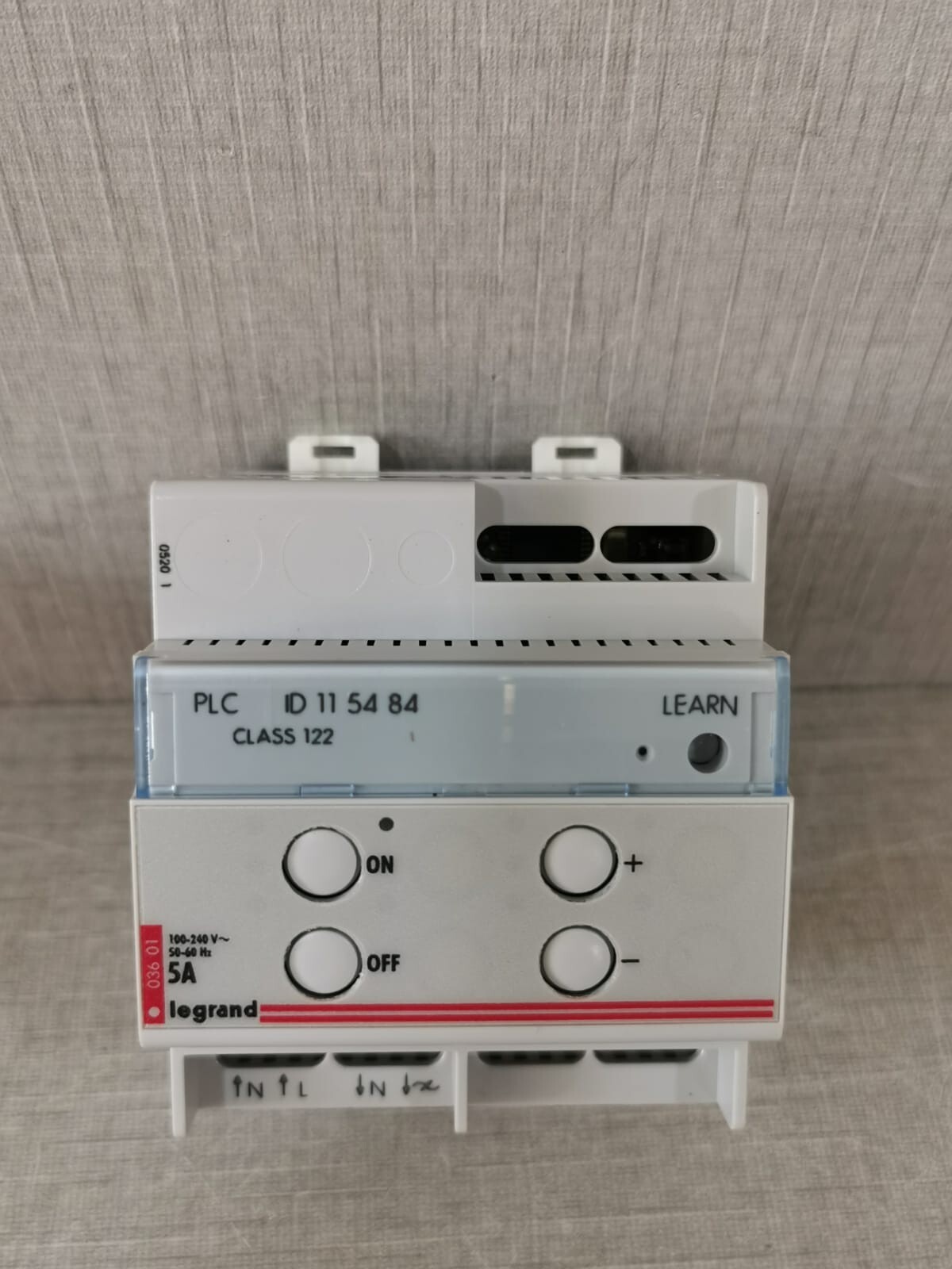 Legrand 036 01 LEGRAND 036 01 MODULAR REMOTE DIMMER 100-240V 5A 2