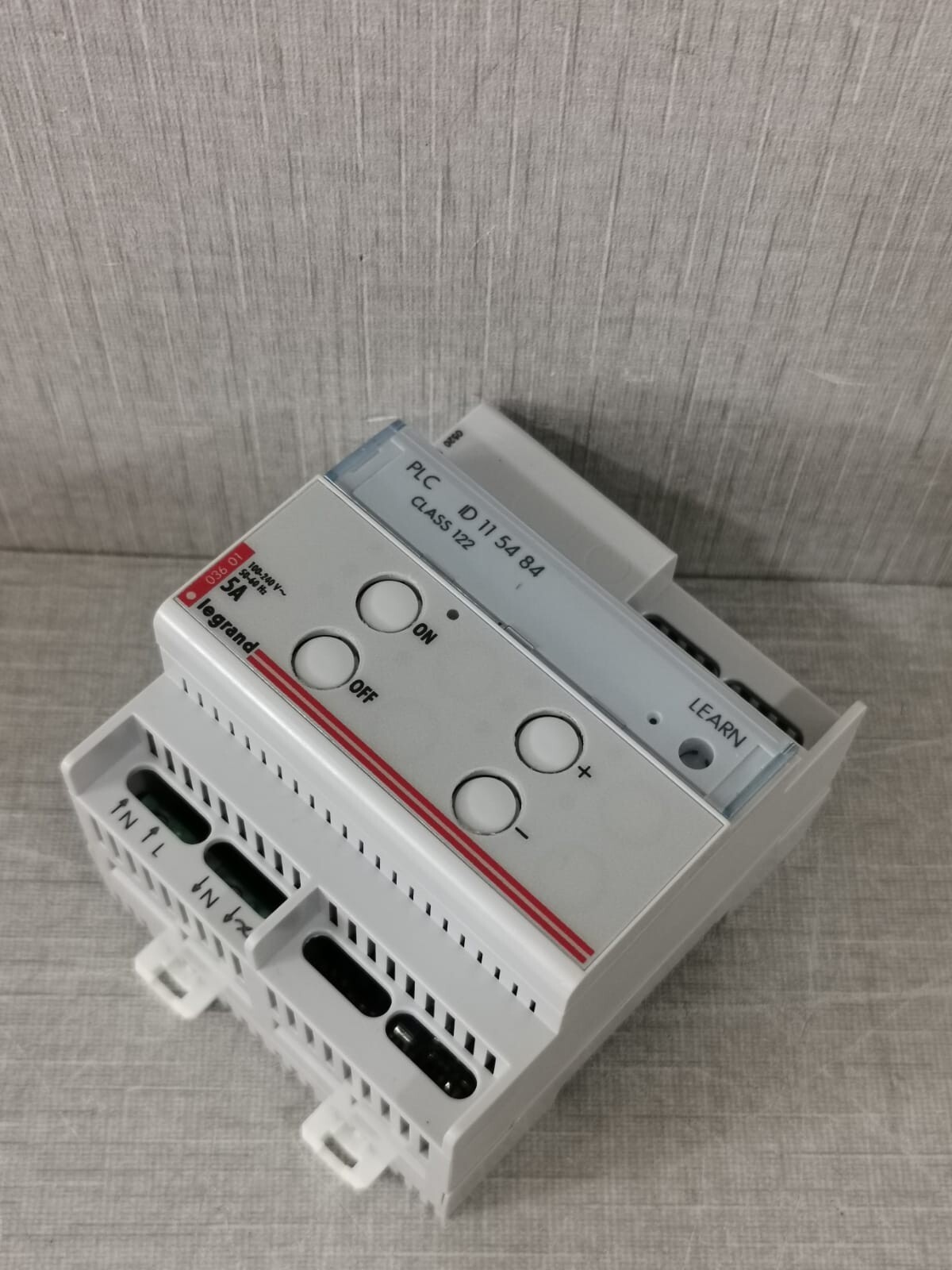 Legrand 036 01 LEGRAND 036 01 MODULAR REMOTE DIMMER 100-240V 5A 5