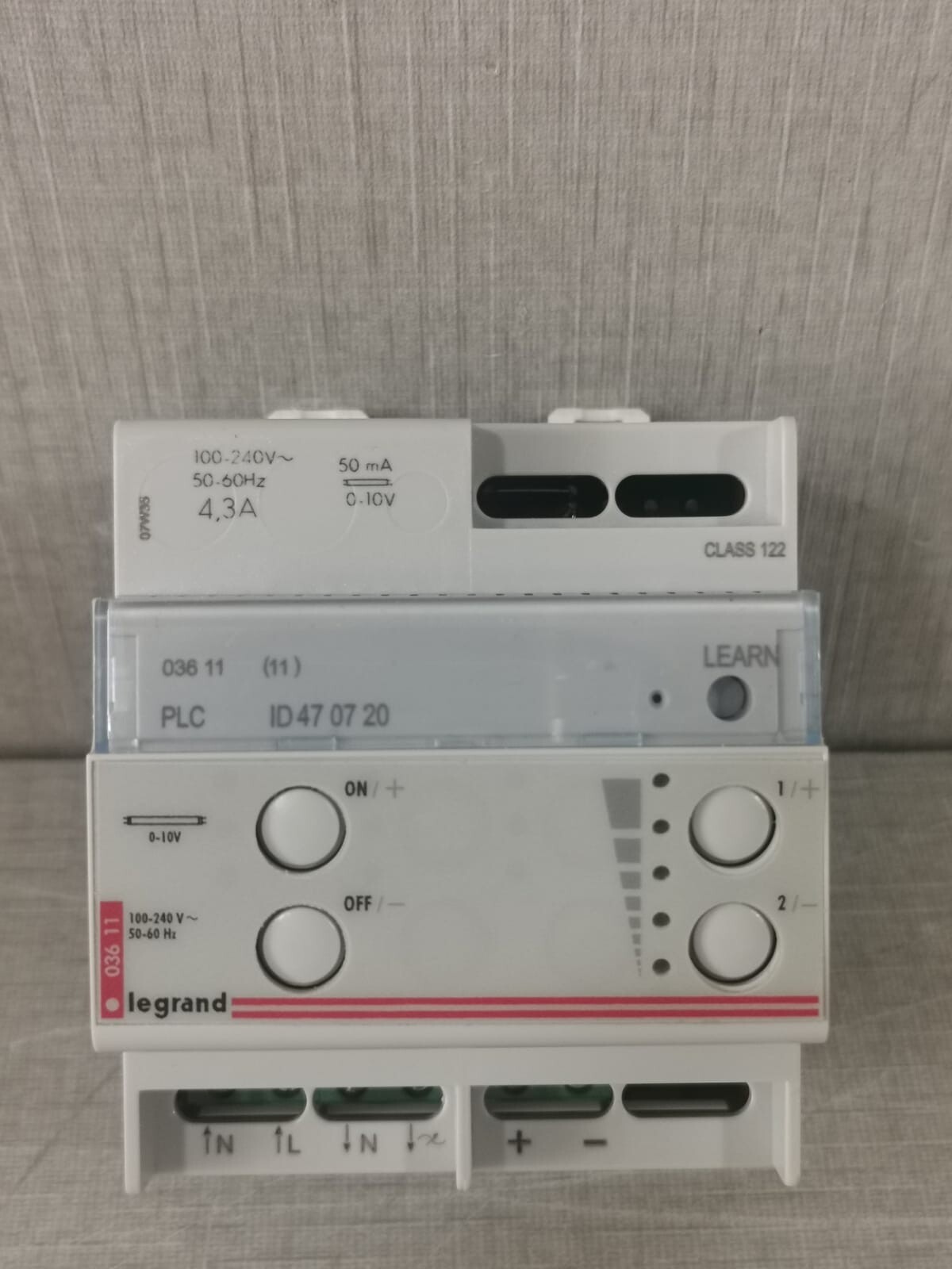Legrand 036 11 LEGRAND 036 11 DIMMER SWITCH 100-240V 50-60Hz 2