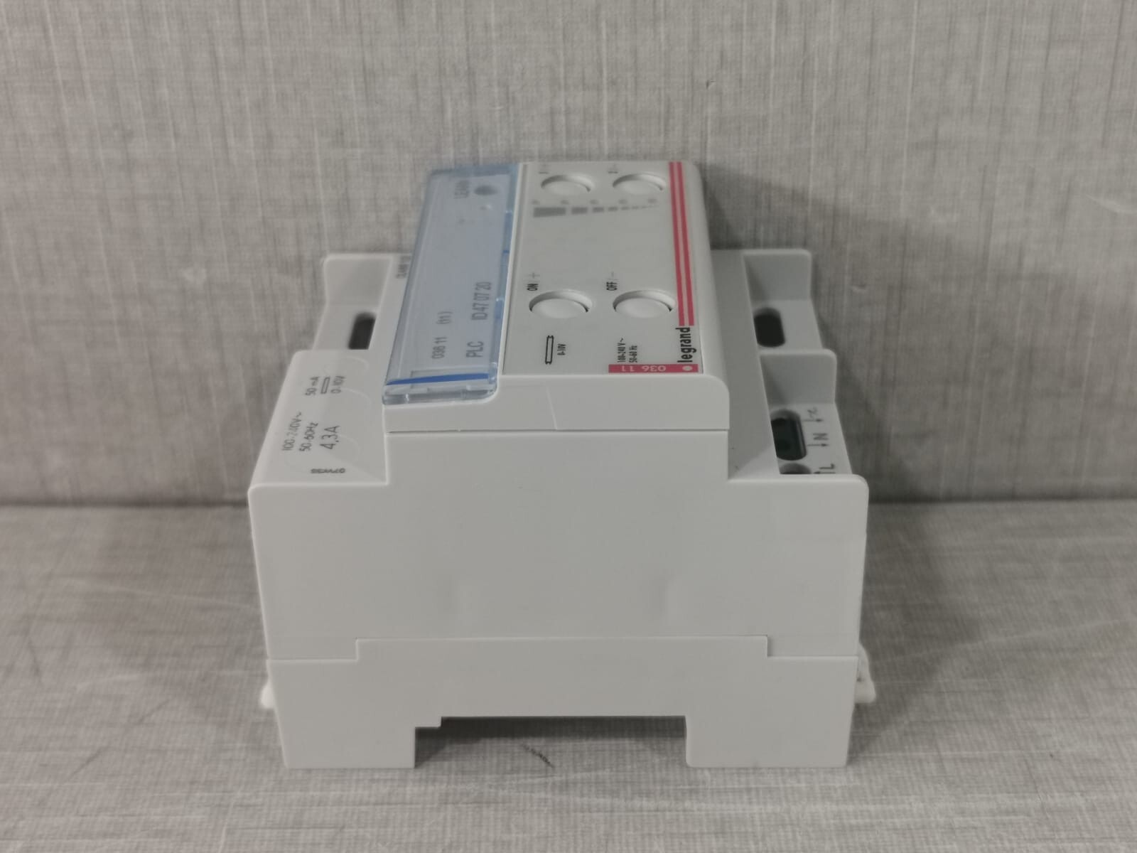 Legrand 036 11 LEGRAND 036 11 DIMMER SWITCH 100-240V 50-60Hz 9