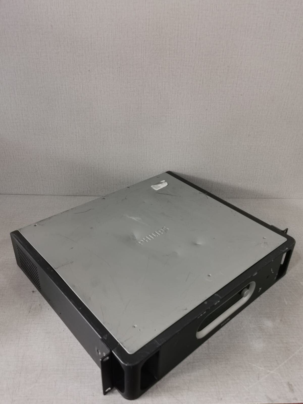Philips LBB-4424 PHILIPS LBB 4424/00 HW01/02 POWER AMPLIFIER 100-240V 50-60Hz -W/ DARK SCREEN 3