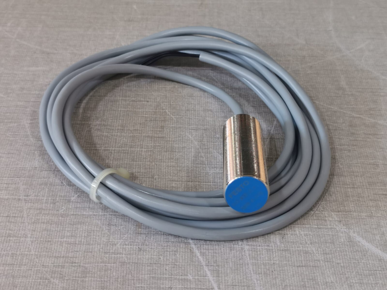 Festo M18B-ZS-K-L Festo SIED-M18B-ZS-K-L Proximity Sensor 4