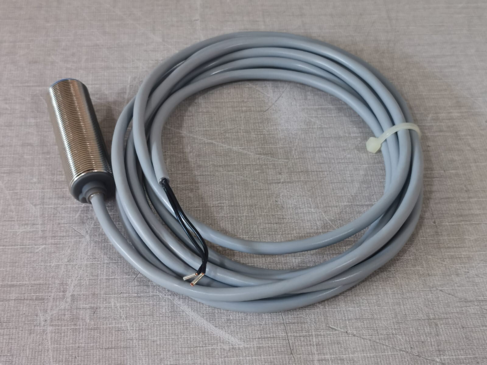 Festo M18B-ZS-K-L Festo SIED-M18B-ZS-K-L Proximity Sensor 6