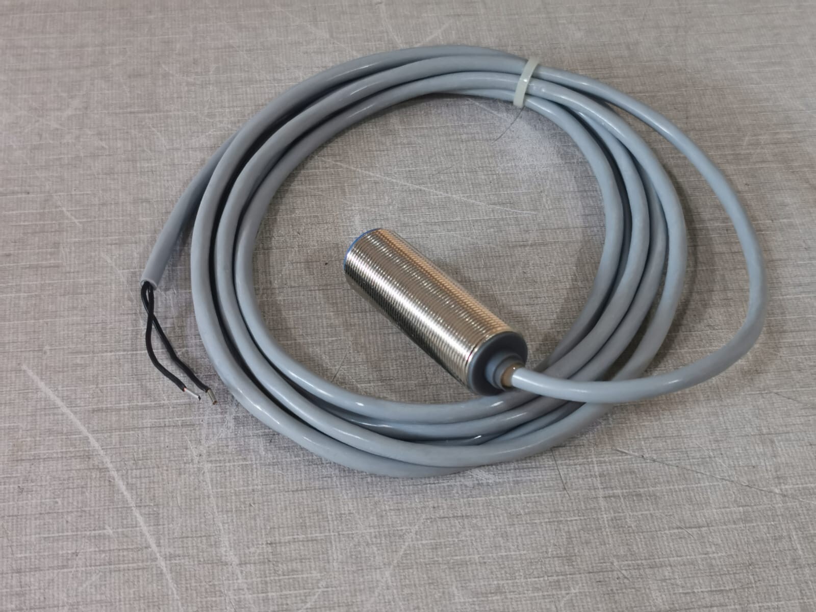 Festo M18B-ZO-K-L Festo SIED-M18B-ZO-K-L Proximity Sensor 5