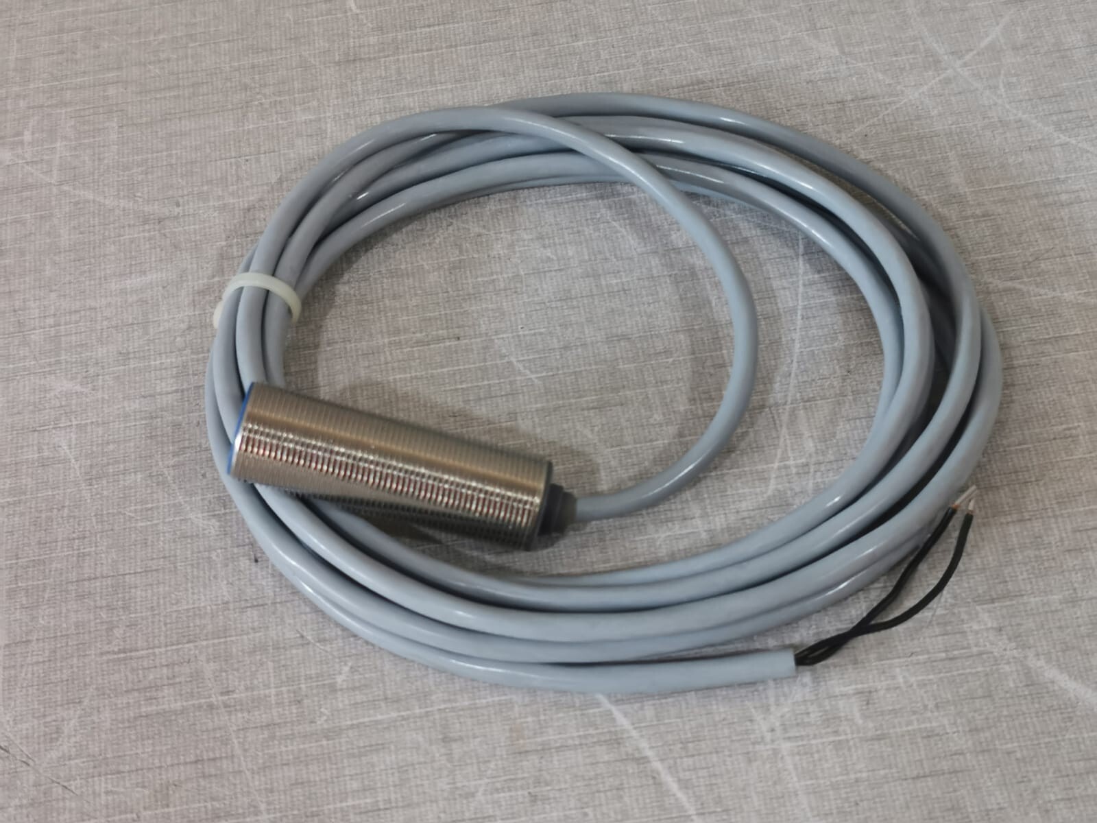 Festo M18B-ZO-K-L Festo SIED-M18B-ZO-K-L Proximity Sensor 6