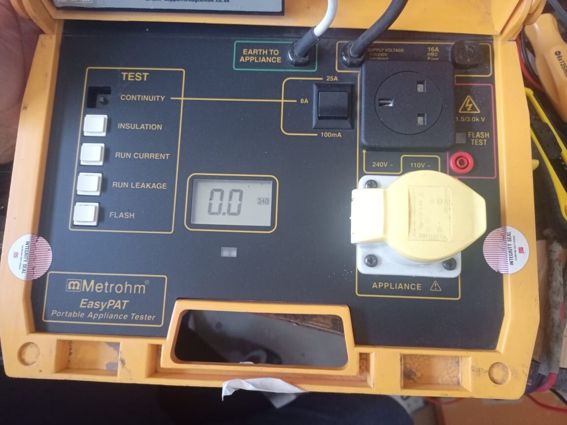 Metrohm EasyPAT Metrohm Easypat (Portable Appliance Tester) 5