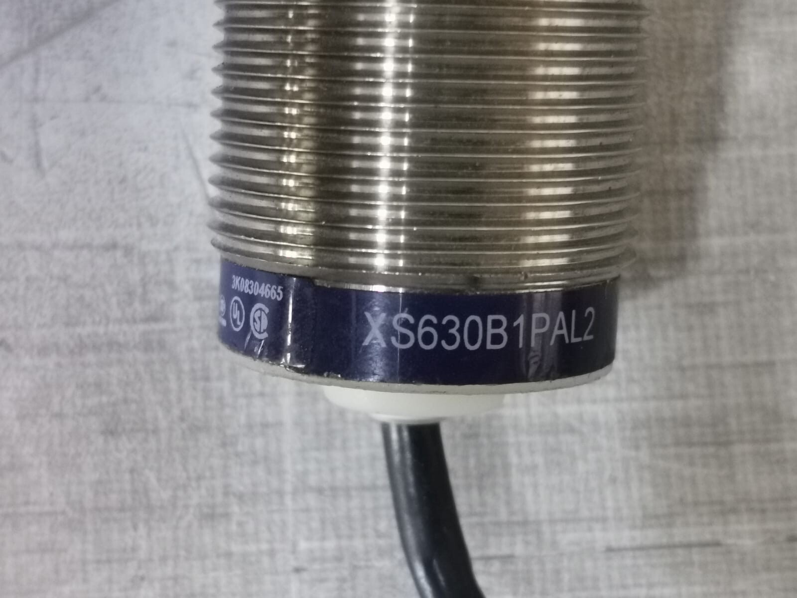 Schneider Electric XS630B1PAL2 TELEMECANIQUE XS630B1PAL2+ XS612B1PAM12 +XS612B1PAL2 Inductive Proximity Sensors 2