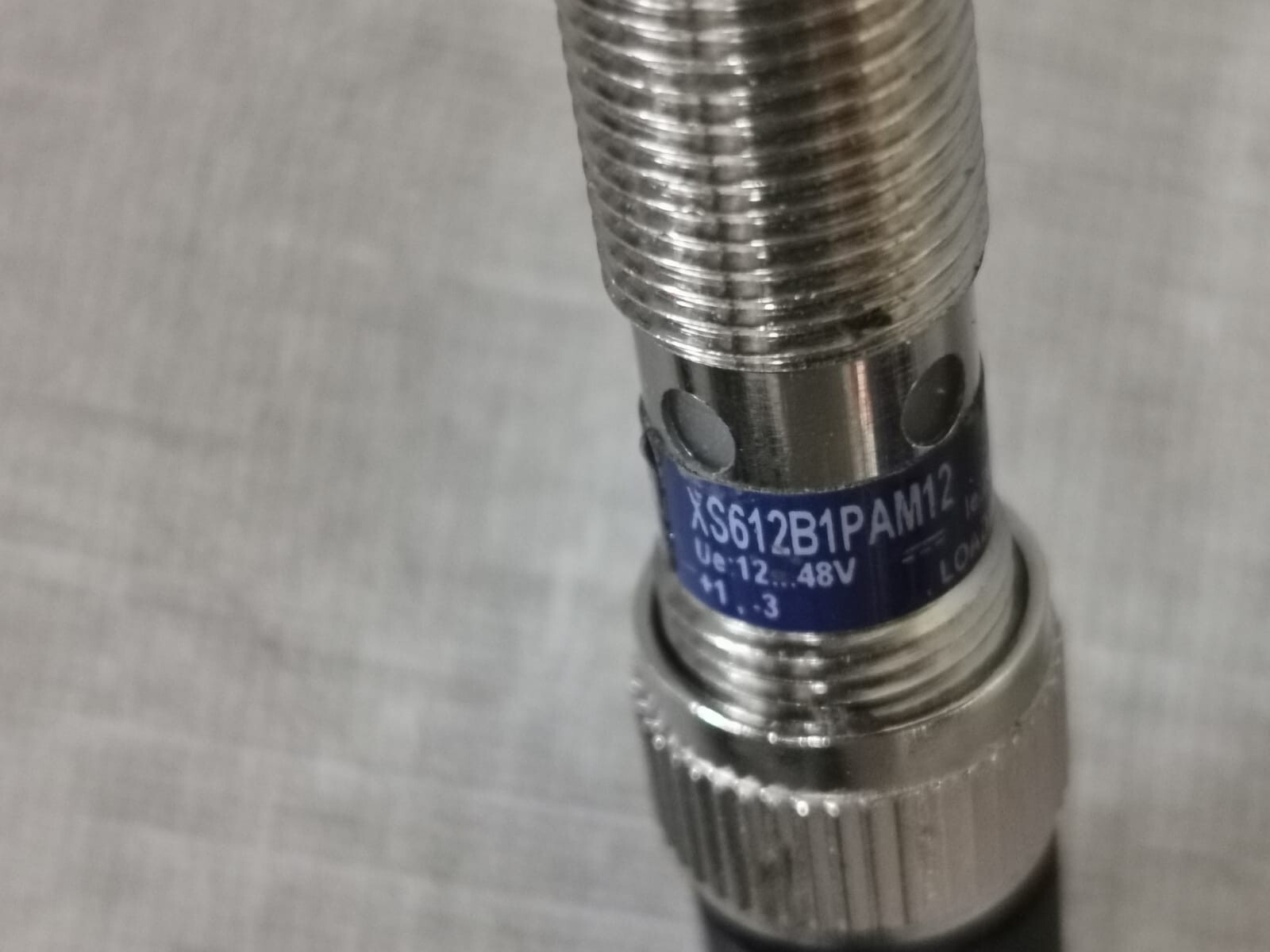 Schneider Electric XS630B1PAL2 TELEMECANIQUE XS630B1PAL2+ XS612B1PAM12 +XS612B1PAL2 Inductive Proximity Sensors 3