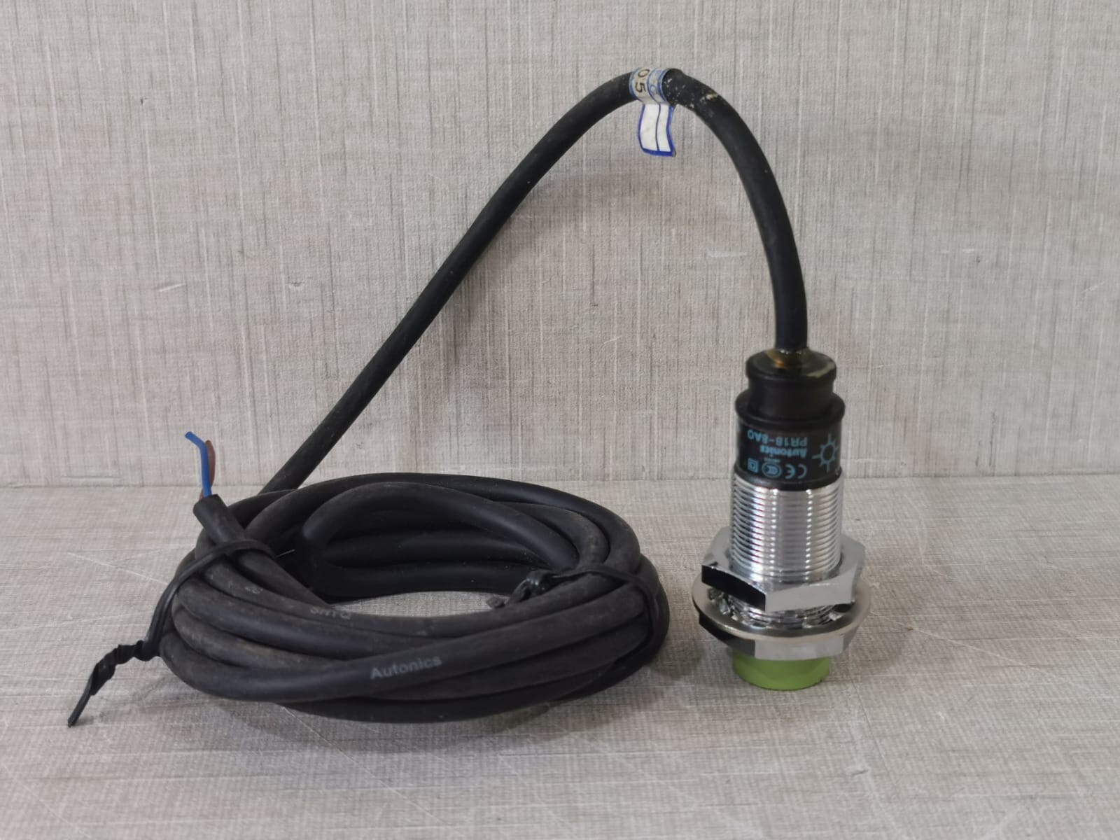 Autonics PR18-8A0 Autonics PR18-8A0 Proximity Switch Sensor 5