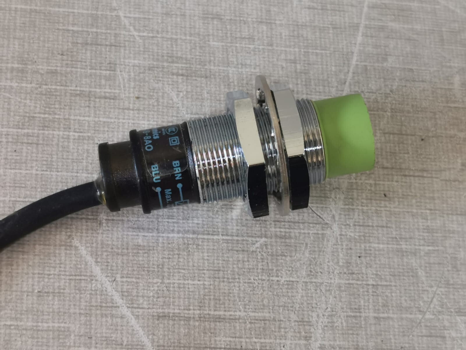 Autonics PR18-8A0 Autonics PR18-8A0 Proximity Switch Sensor 8