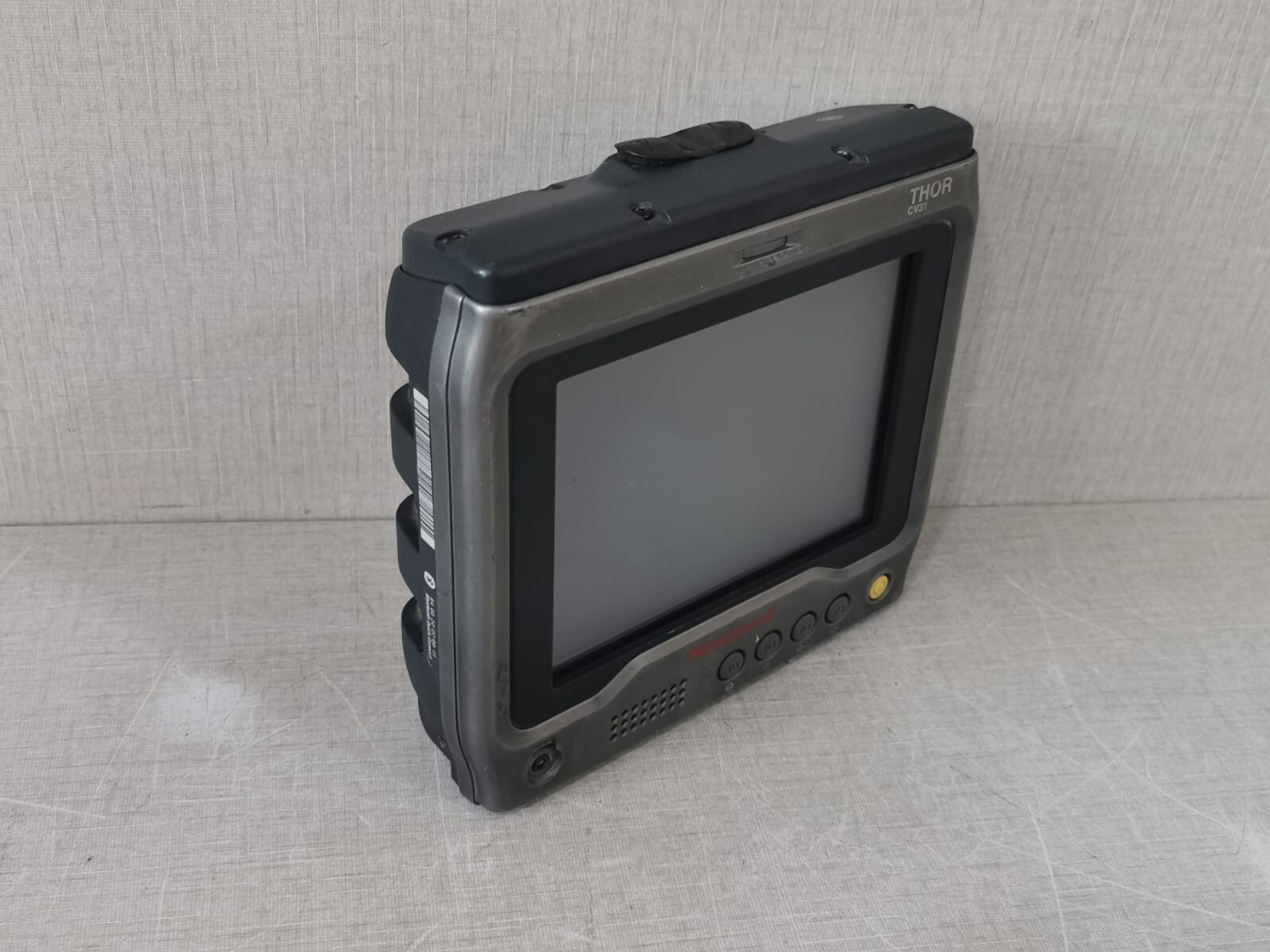 Honeywell CV31 Honeywell THOR CV31 Vehicle-Mount Computer 3