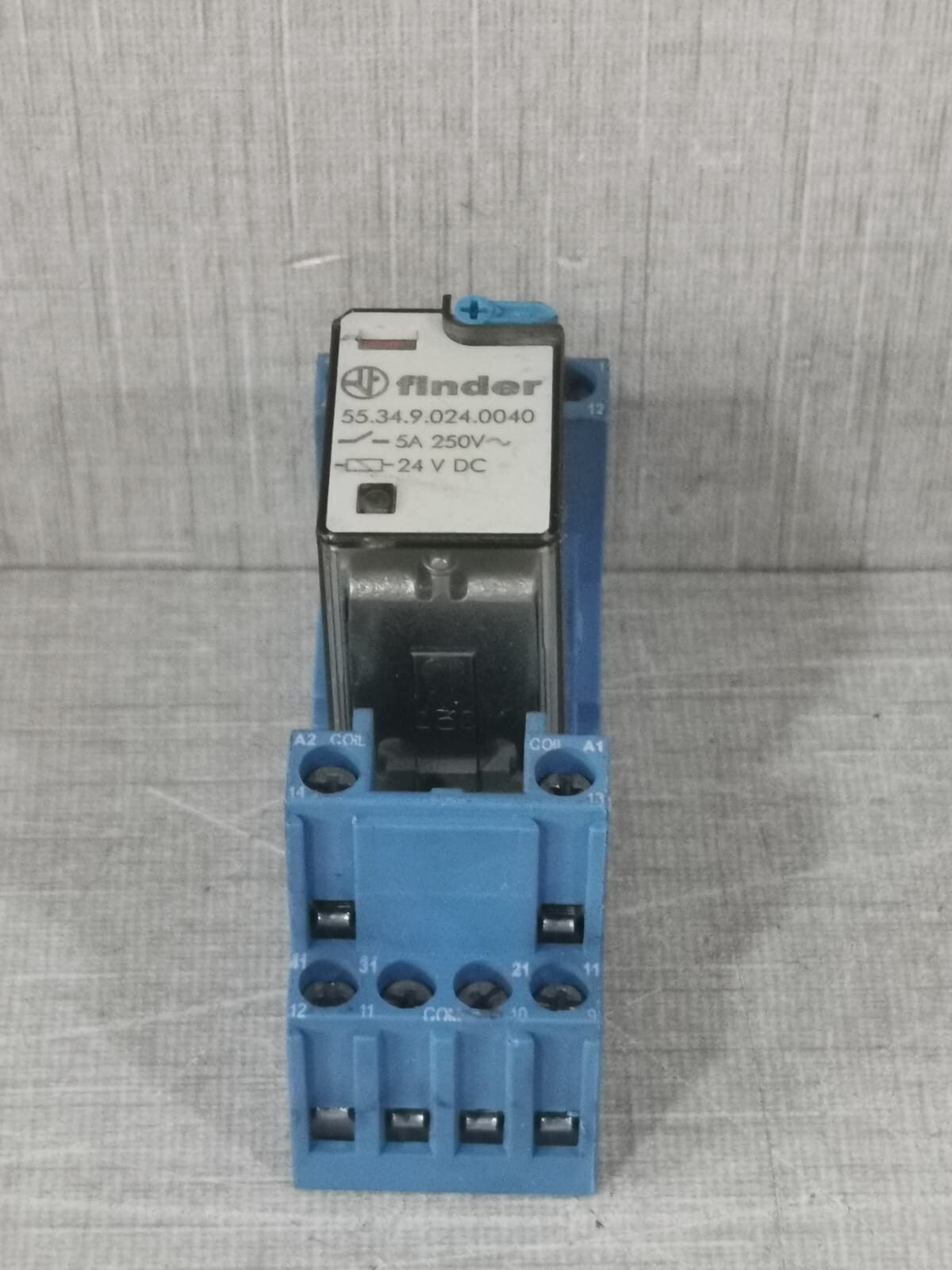 Finder 55.34.9.024.0040 FINDER 55.34.9.024.0040 24 V DC RELAY 3