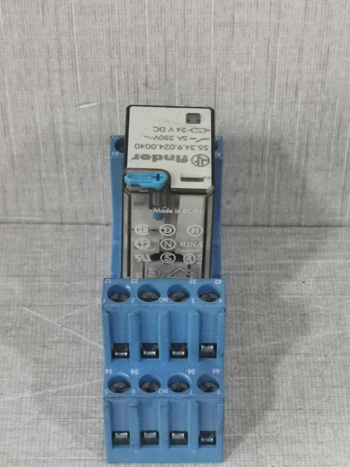 Finder 55.34.9.024.0040 FINDER 55.34.9.024.0040 24 V DC RELAY 4