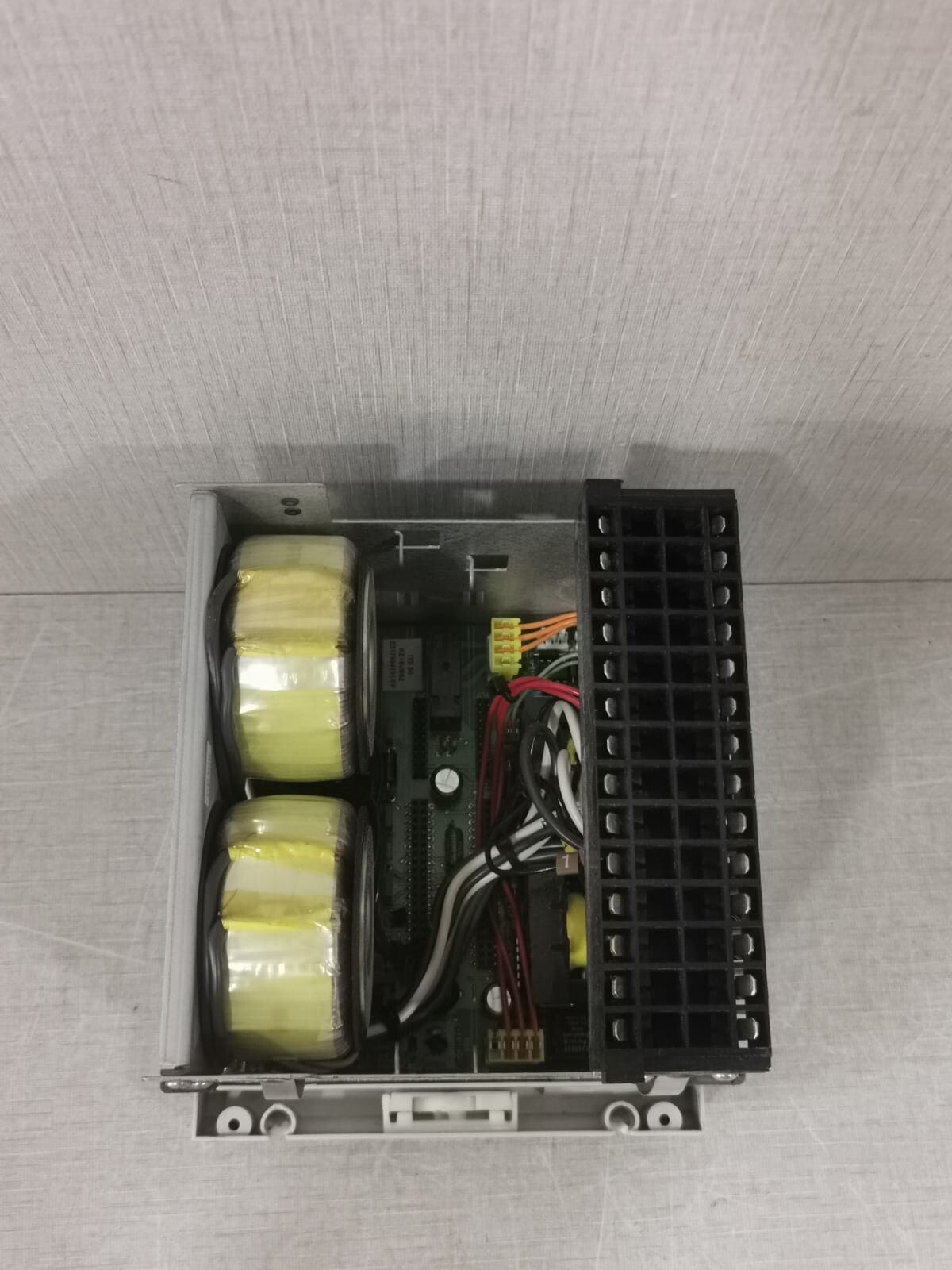 MiCOM AREVA P124 A11S0111 MiCOM AREVA P124 PROTECTION RELAY P124 A11S0111- Missing Back & Side Panel Cover 8