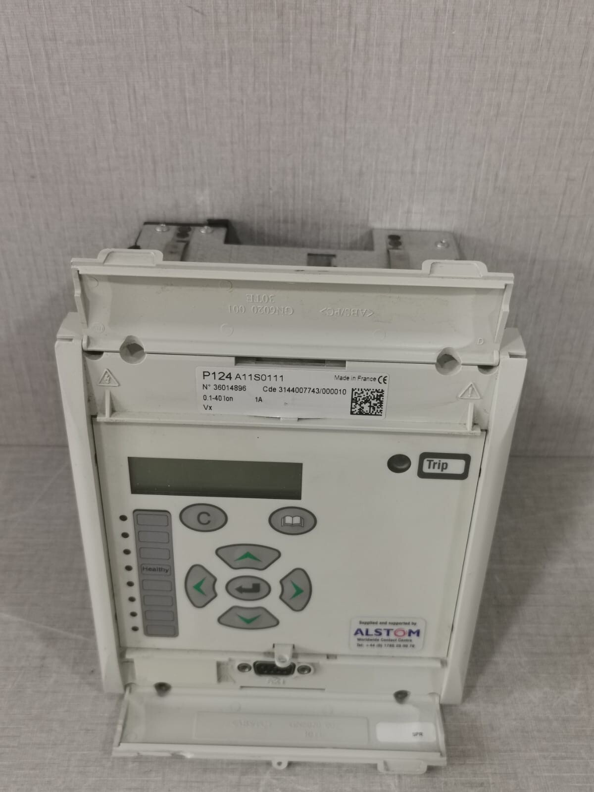 MiCOM AREVA P124 A11S0111 MiCOM AREVA P124 PROTECTION RELAY P124 A11S0111- Missing Back & Side Panel Cover 10