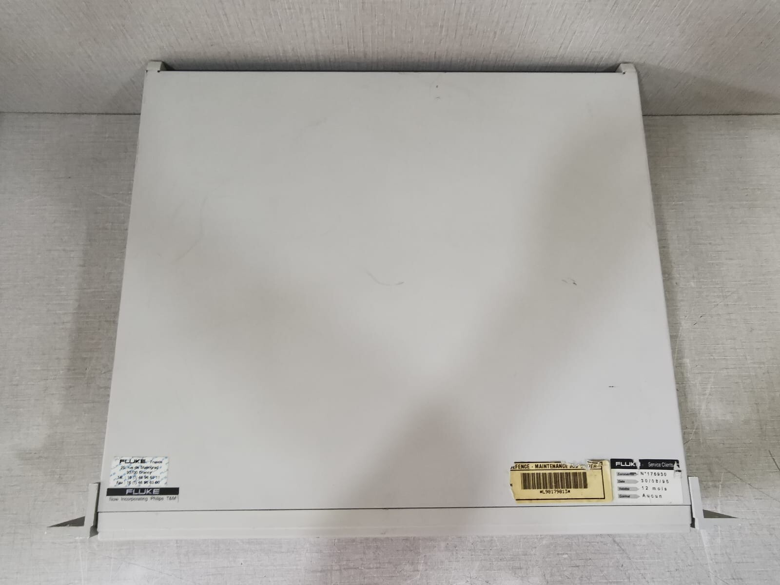 Fluke/Phillips PM2813 Fluke/Phillips PM2813 Programmable Power Supply 30V/10A/60W 5