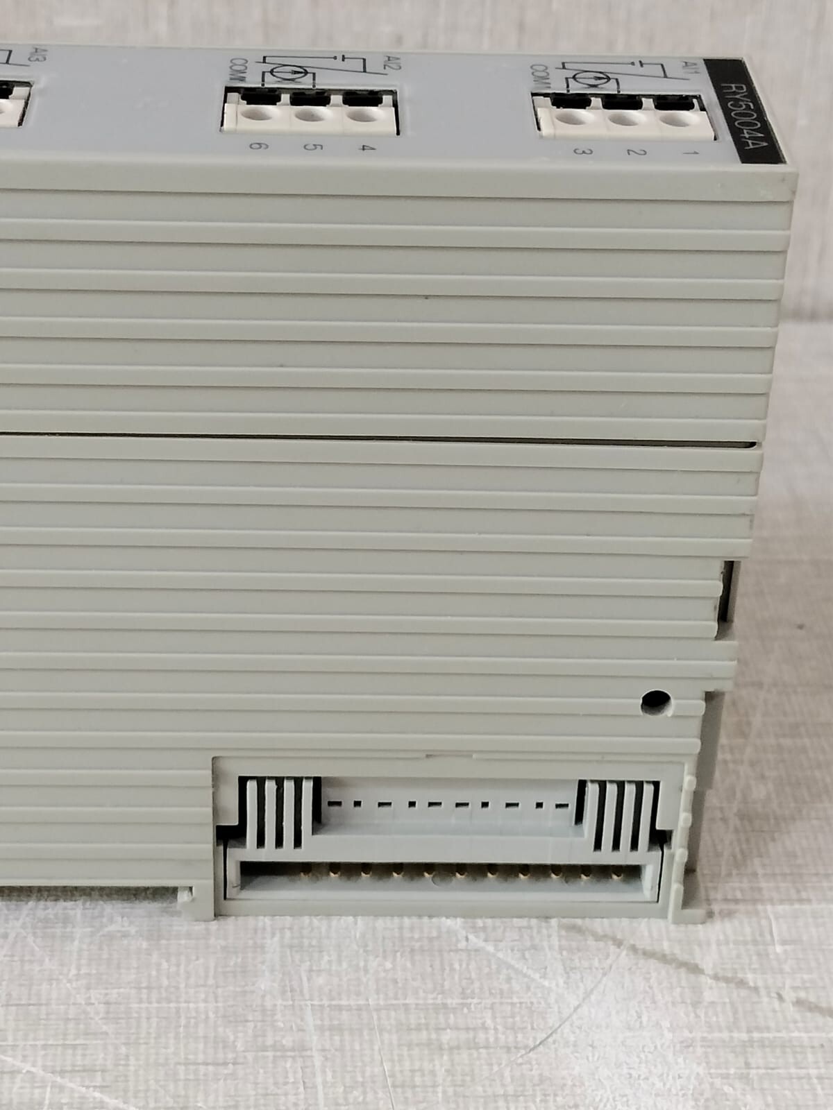 AZBIL RY5004A0000 AZBIL RY5004A/ RY5004A0000 Module Controller 7