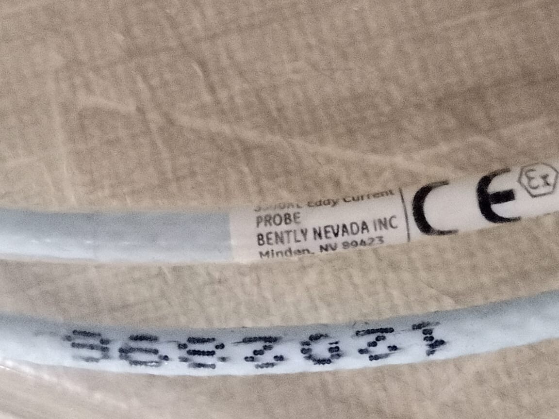Bently Nevada 330171-00-12-10-02-05 BENTLY NEVADA 330171-00-12-10-02-05 3300 5MM PROXIMITY PROBE 6