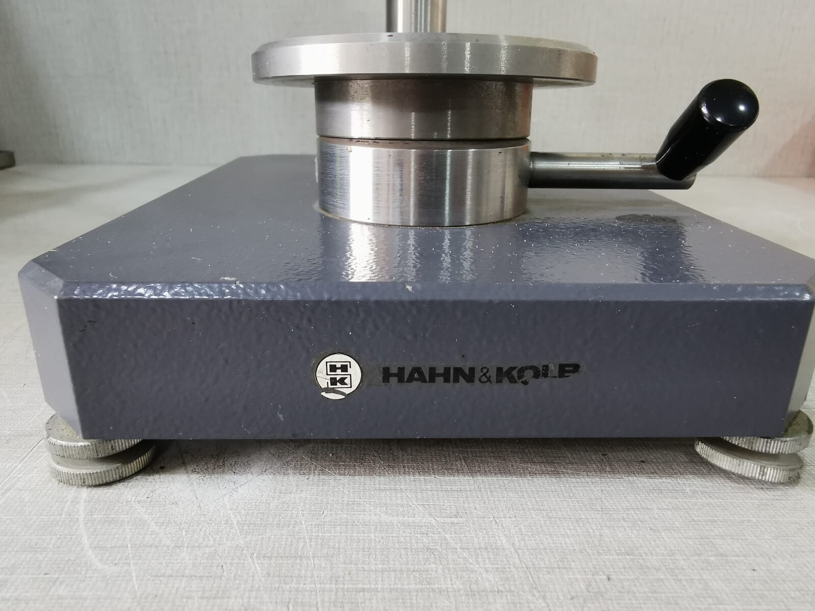 HAHN & KOLB BS61-II HAHN & KOLB Test Stand BS61-II For Shore Durometers Control Device 2