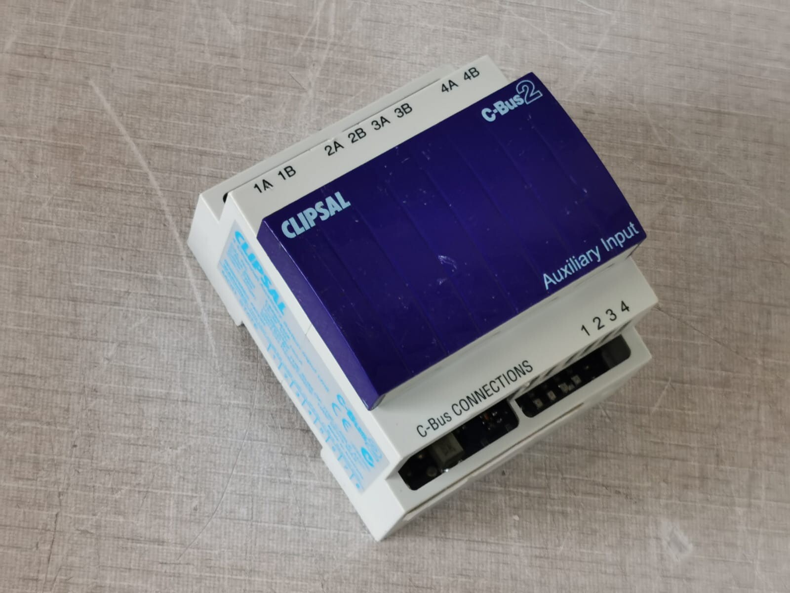 CLIPSAL L5504AUX CLIPSAL L5504AUX C-Bus2 Auxillary Switch Input Unit 8