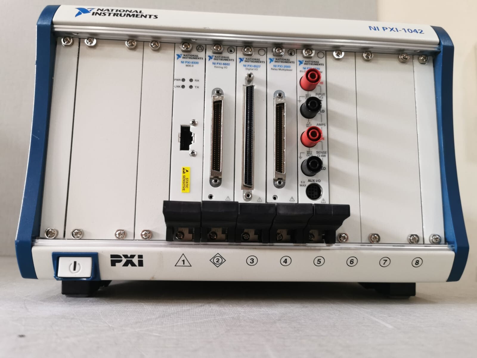 National Instruments NI PXI- 1042 NATIONAL INSTRUMENTS NI PXI- 1042 P/N:188079B-01 REV.02 CHASIS 4