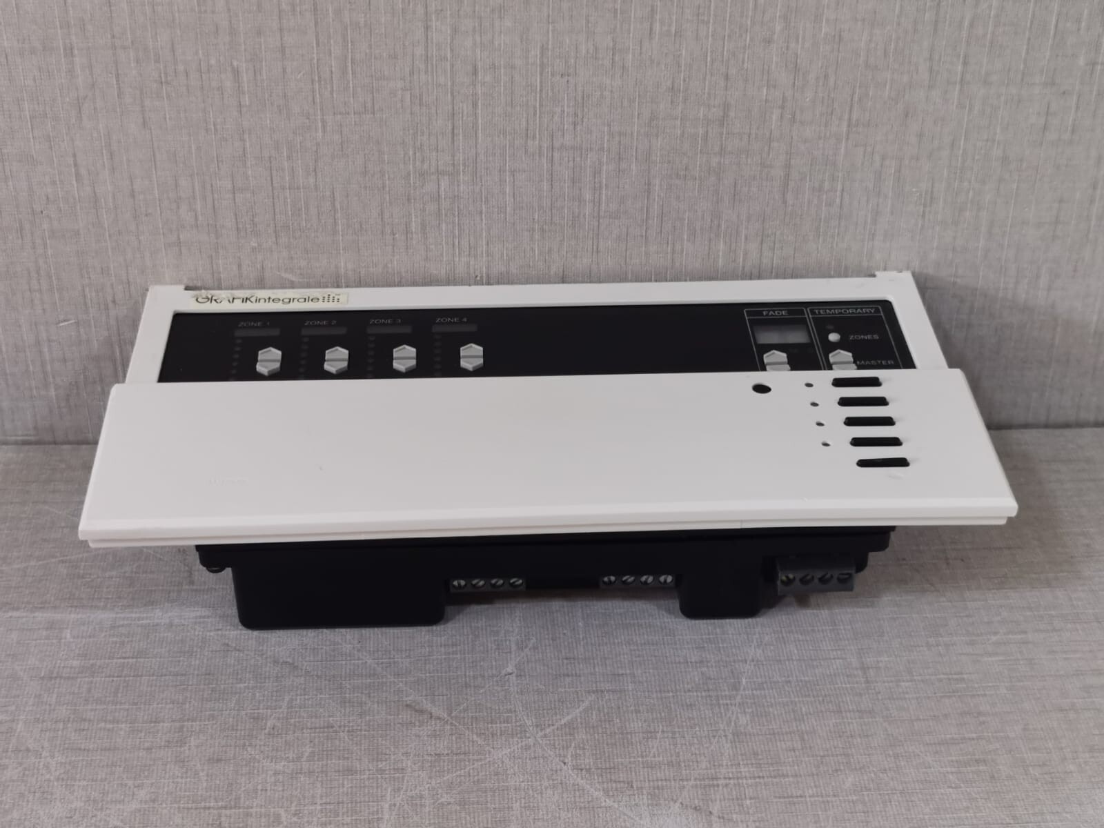 Lutron LUTRON LUTRON GRAFIKintegrale 4 ZONE LIGHTING CONTROL SYSTEM - Missing Front Cover 7