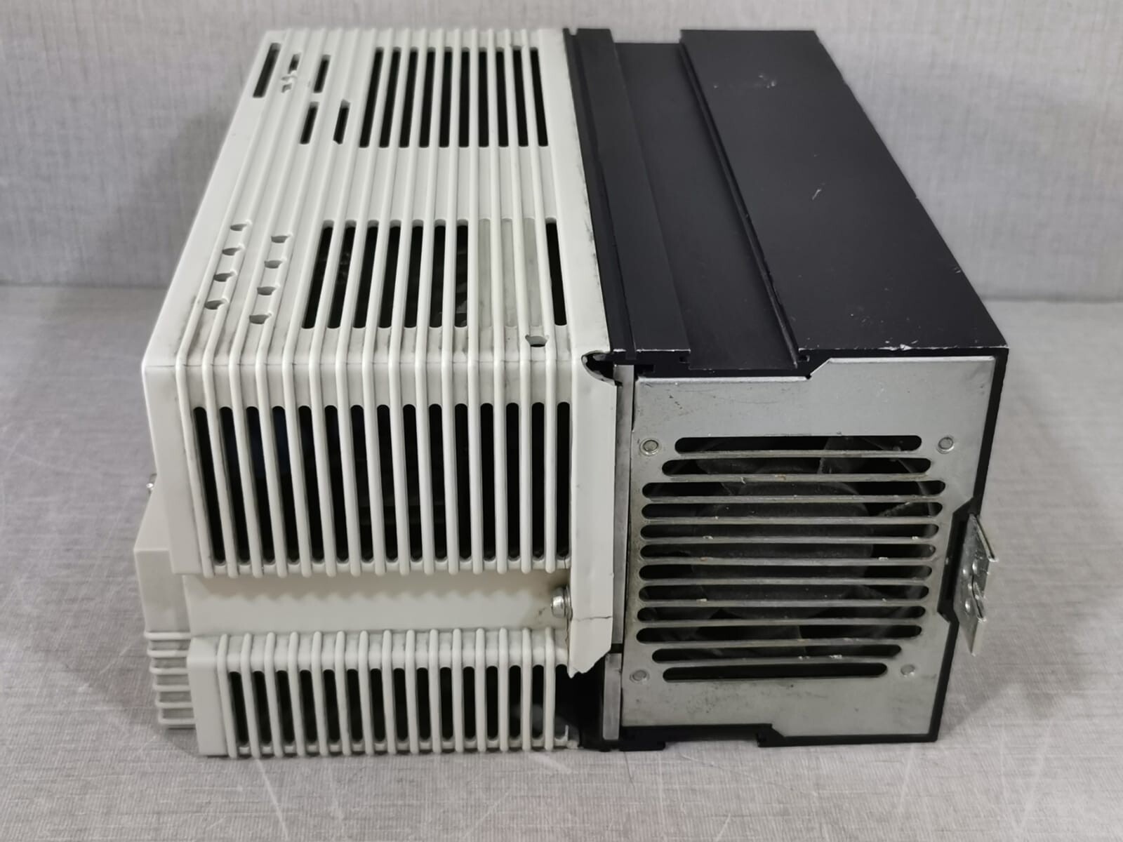 Moeller DF4-340-4K0 Moeller DF4-340-4K0 Frequency Converter 9