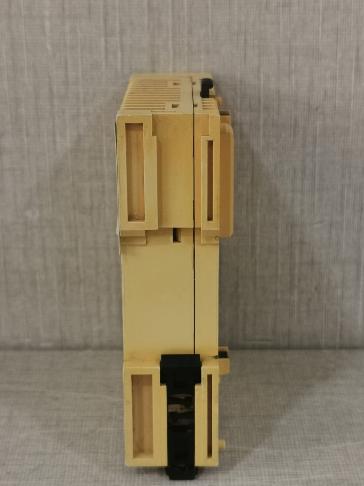 Schneider Electric TWDALM3LT SCHNEIDER ELECTRIC TWIDO TWDALM3LT EXPANSION ANALOG MODULE 9