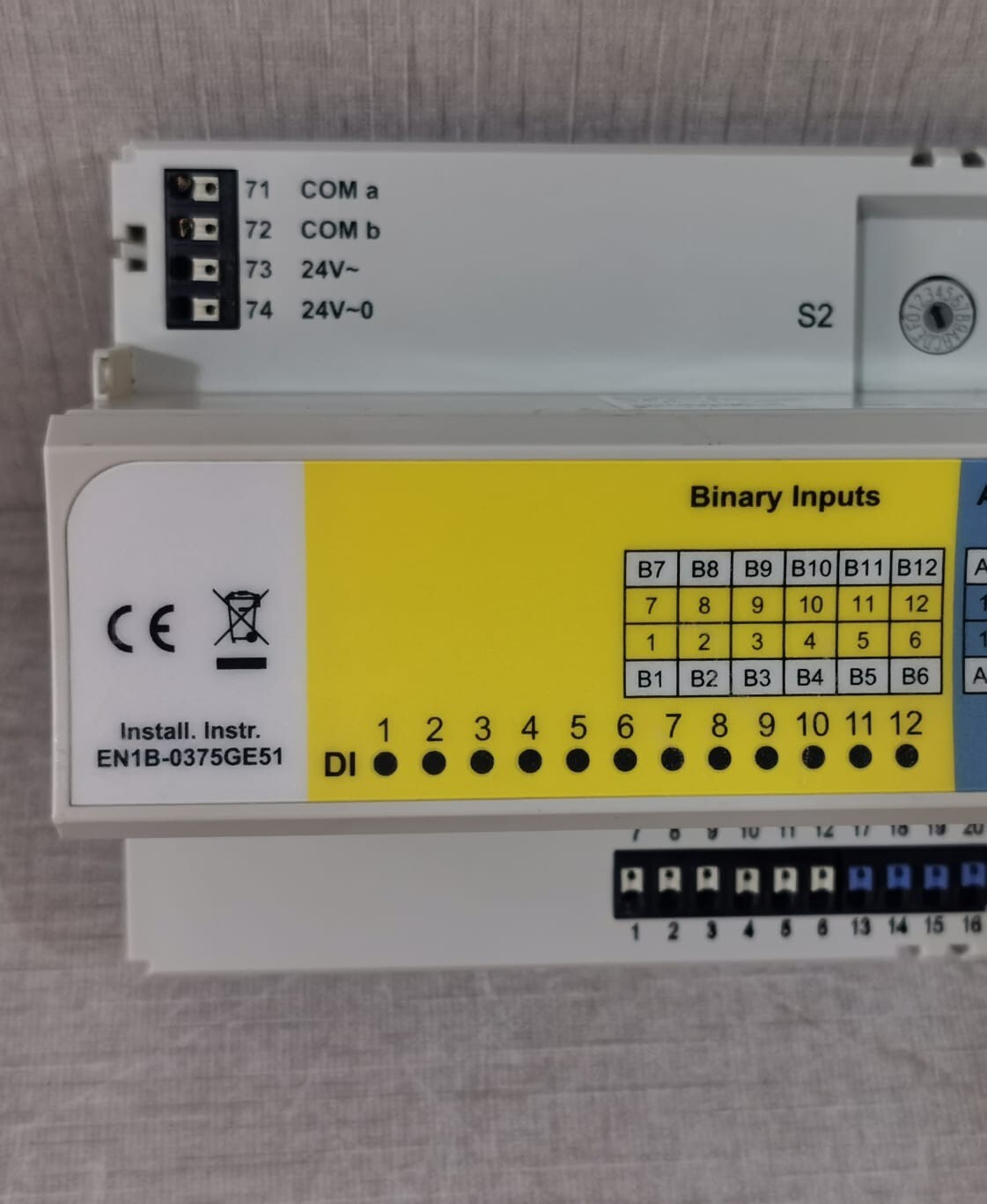 Honeywell AC-50 Honeywell XF830A I/O Modules 24VDC/AC, 50/60Hz max., 4-6VA 3