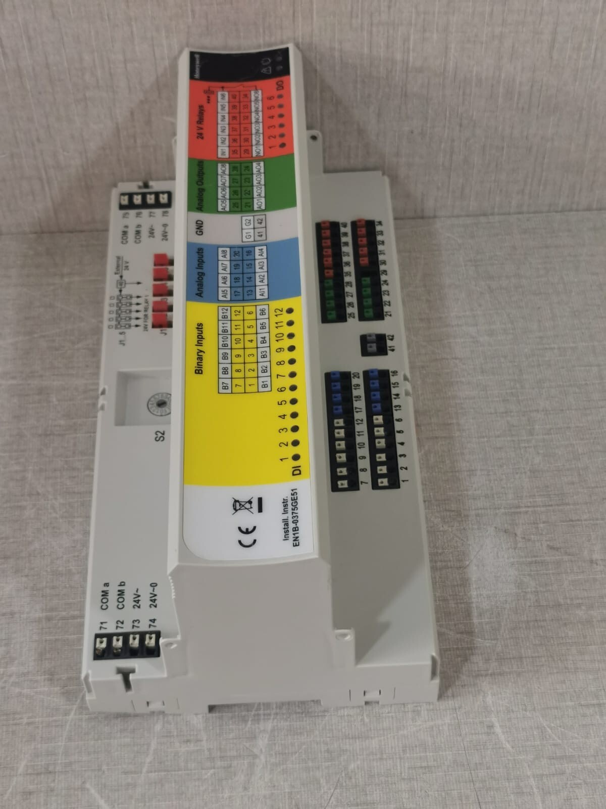 Honeywell AC-50 Honeywell XF830A I/O Modules 24VDC/AC, 50/60Hz max., 4-6VA 10