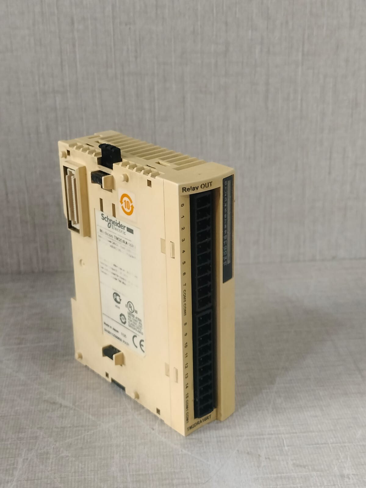 Schneider Electric TM2DRA16RT SCHNEIDER ELECTRIC MODICON TM2DRA16RT RELAY OUT 24VDC 6