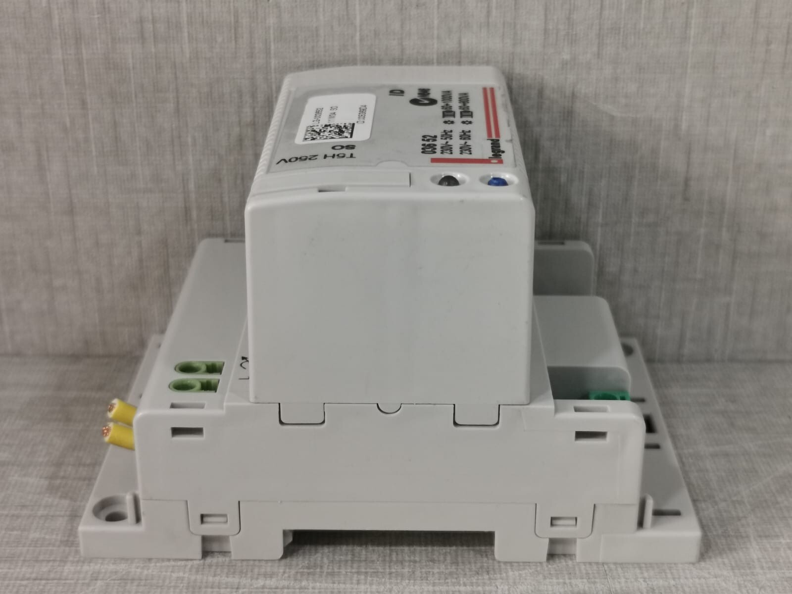 Legrand SO-036-52 036 52 LEGRAND LG-003652 DIMMERS LEADING EDGE INTERFACE SYSTEM SCS DIN RAIL (SO) 7
