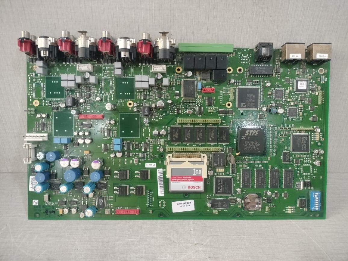 BOSCH WK0738 F.01U.043.396 / 3922 151 95145 BOARD