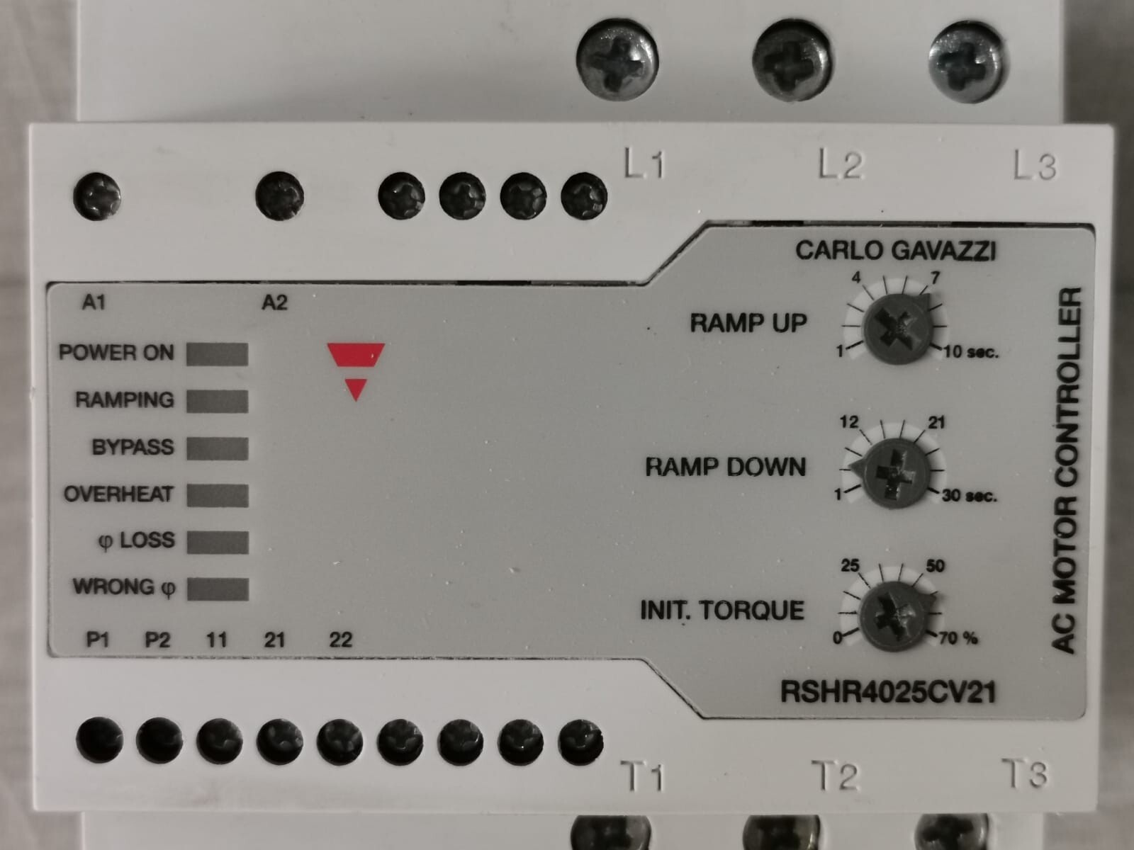Carlo Gavazzi RSHR4025CV21 CARLO GAVAZZI RSHR4025CV21 AC MOTOR CONTROLLER 2