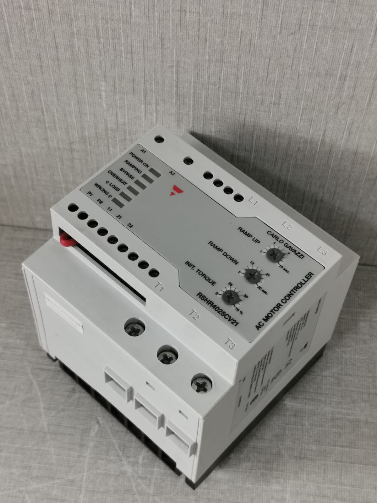 Carlo Gavazzi RSHR4025CV21 CARLO GAVAZZI RSHR4025CV21 AC MOTOR CONTROLLER 10