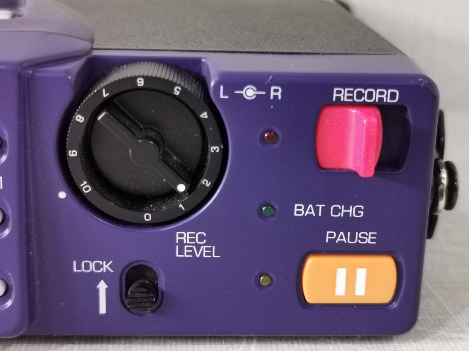 HHB MDP-500 HHB PORTADISC MDP 500 PROFESSIONAL MINIDISC RECORDER 6