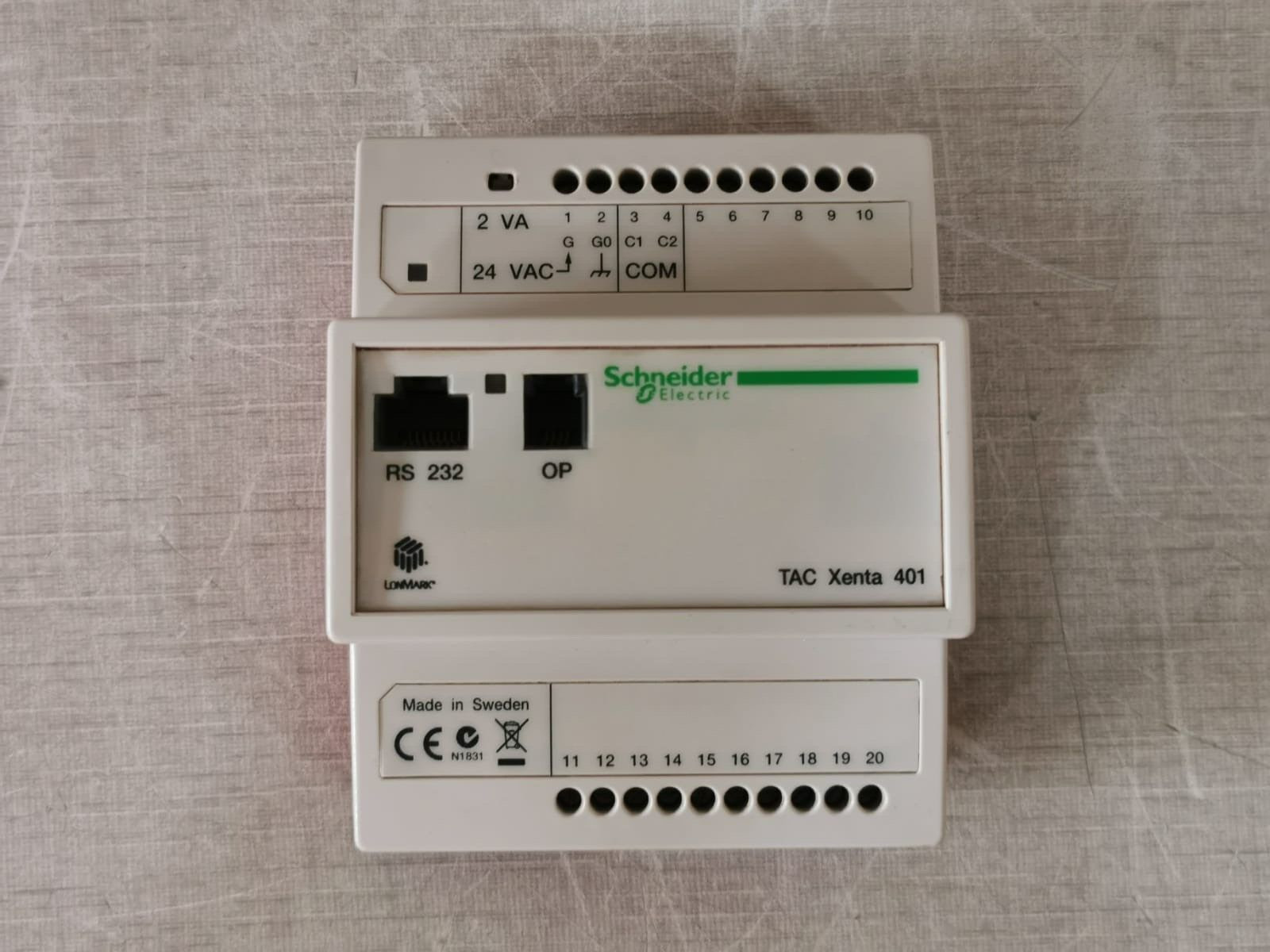 Schneider Electric XENTA-401 Schneider Electric LonMark TAC Xenta 401 / 007301012 2