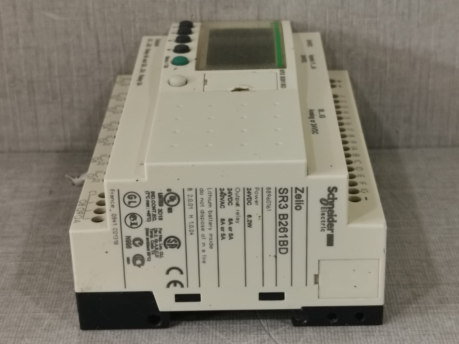 Schneider Electric SR3 B261BD SCHNEIDER ELECTRIC SR3 B261BD MODULAR SMART RELAY ZELIO LOGIC 3