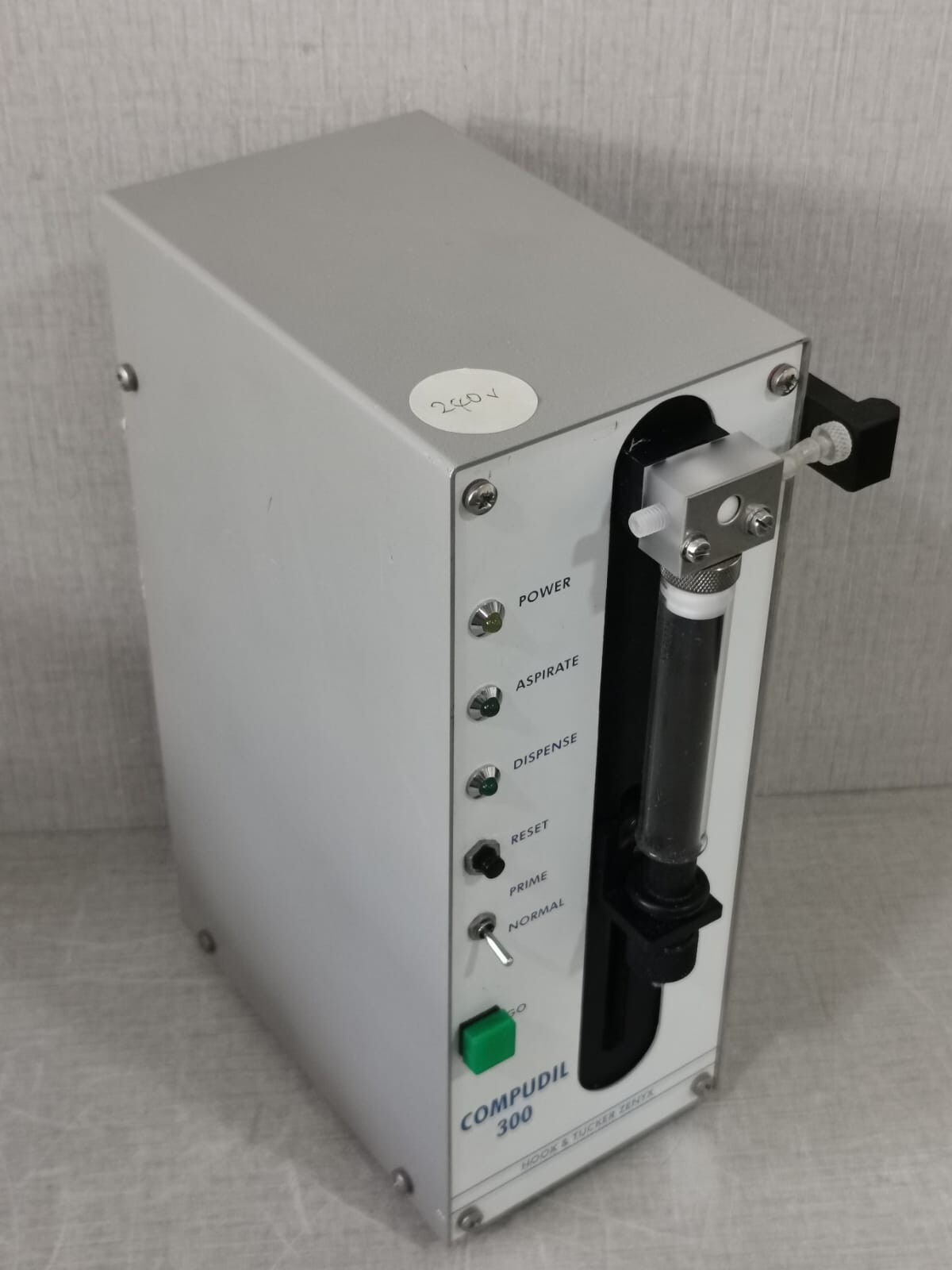 HTZ HOOK & TUCKER ZENYX COMPUDIL300 HTZ HOOK & TUCKER ZENYX LTD. COMPUDIL 300 DILUTER DISPENSER - WITHOUT HANDSET 7