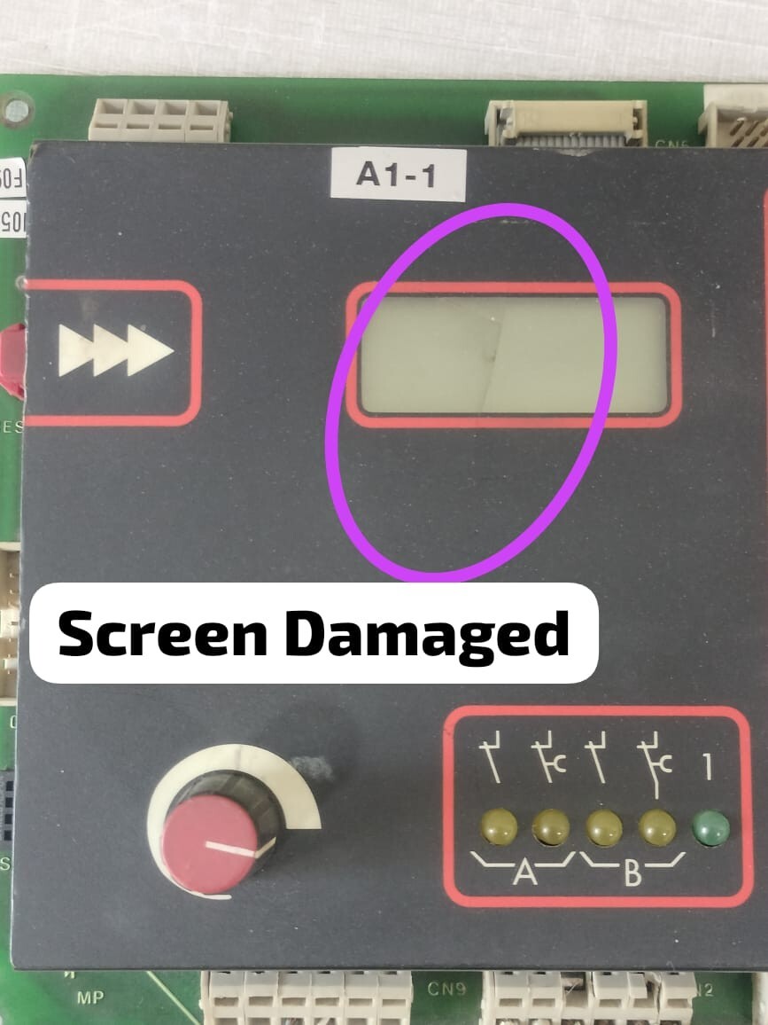 Trane AC900147 PLC X-13740078-01 A2 TRANE AC900147 PLC X-13740078-01 A2 -SCREEN DAMAGED 2