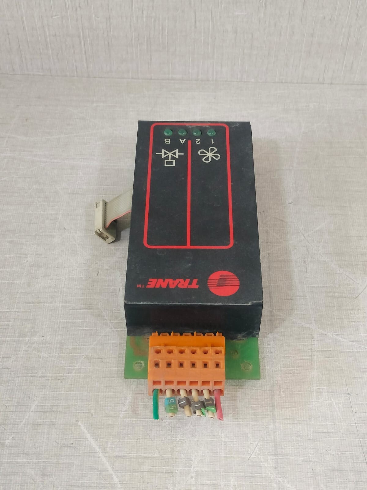 Trane X13740080-01 A1 / P100-813 E 1-C TRANE PLC AC950623 CONTROLLER X13740080-01 A1 / P100-813 E 1-C ACTIA 5