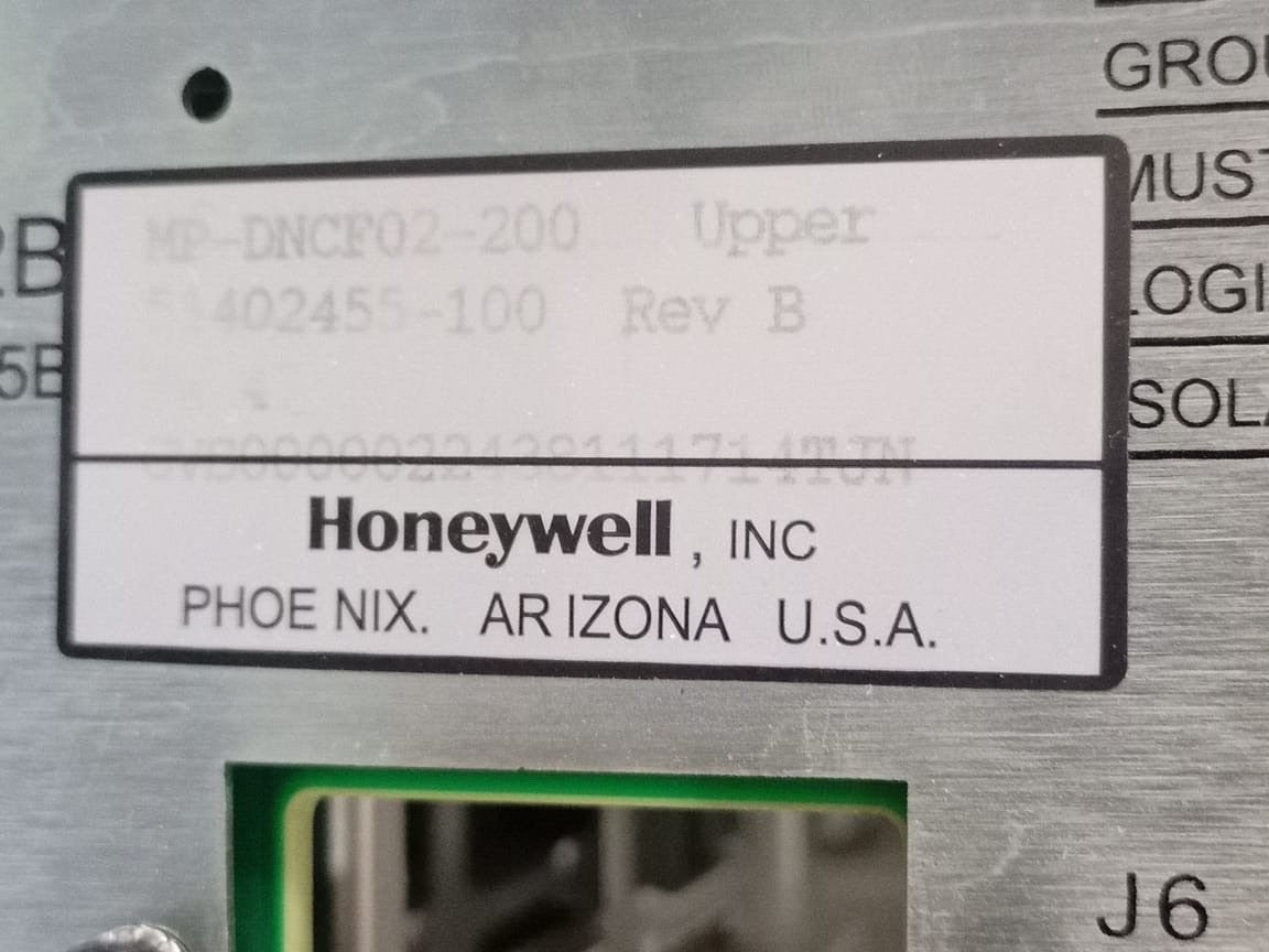Honeywell MP-DNCF02-200 Honeywell MP-DNCF02-200 REV B Upper & Lower / 51305072-300 51305072-200 REV L 3