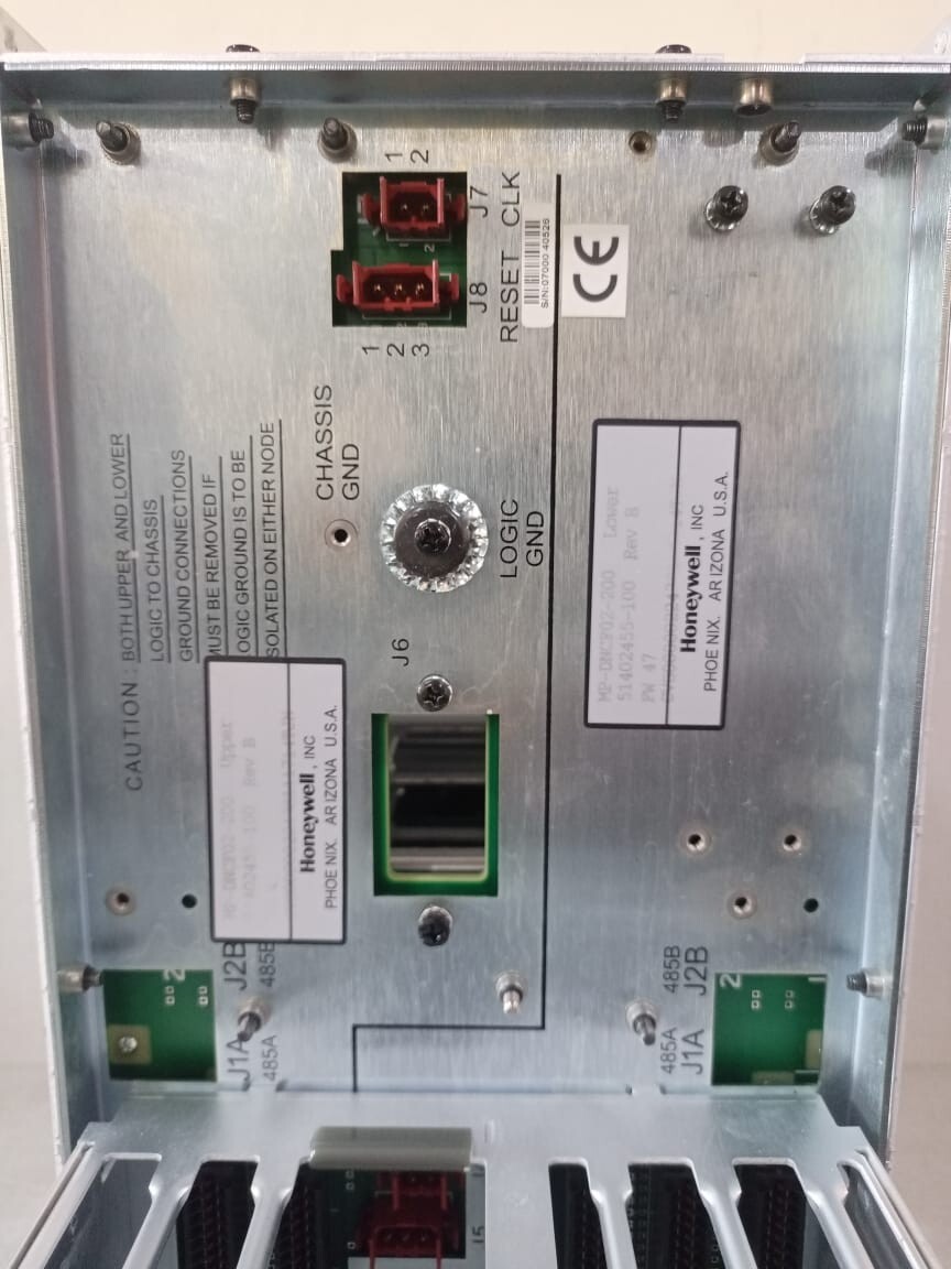Honeywell MP-DNCF02-200 Honeywell MP-DNCF02-200 REV B Upper & Lower / 51305072-300 51305072-200 REV L 4