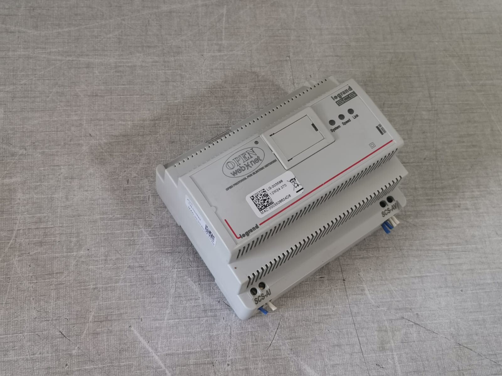 Legrand LG-003598 Legrand SCS LG-003598 MYHOME BUS/SCS GATEWAY 10
