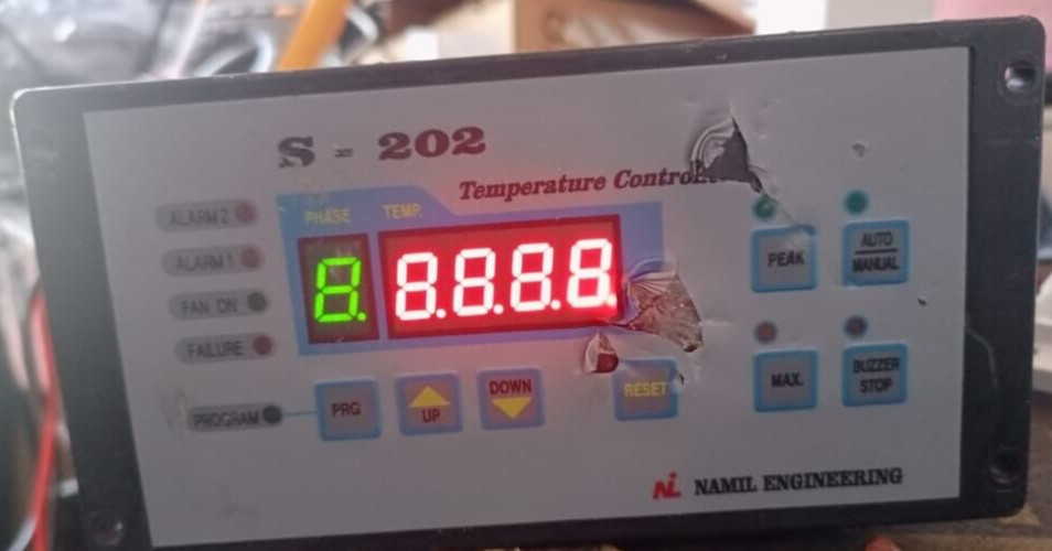 Unbranded S-202 NAMIL ENGINEERING S-202 TEMP. CONTROLLER - UNIT ONLY 9