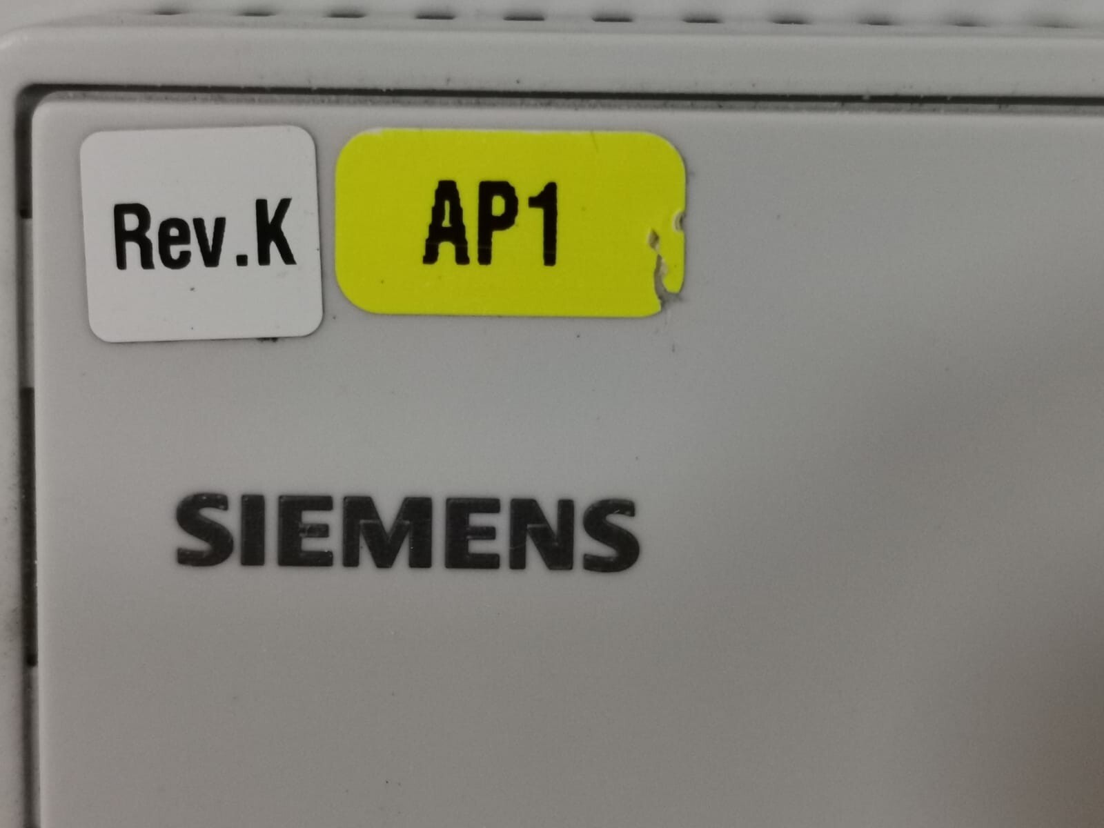 Siemens POL687.00/STD SIEMENS POL687.00/STD CLIMATIX HVAC CONTROLLER 2